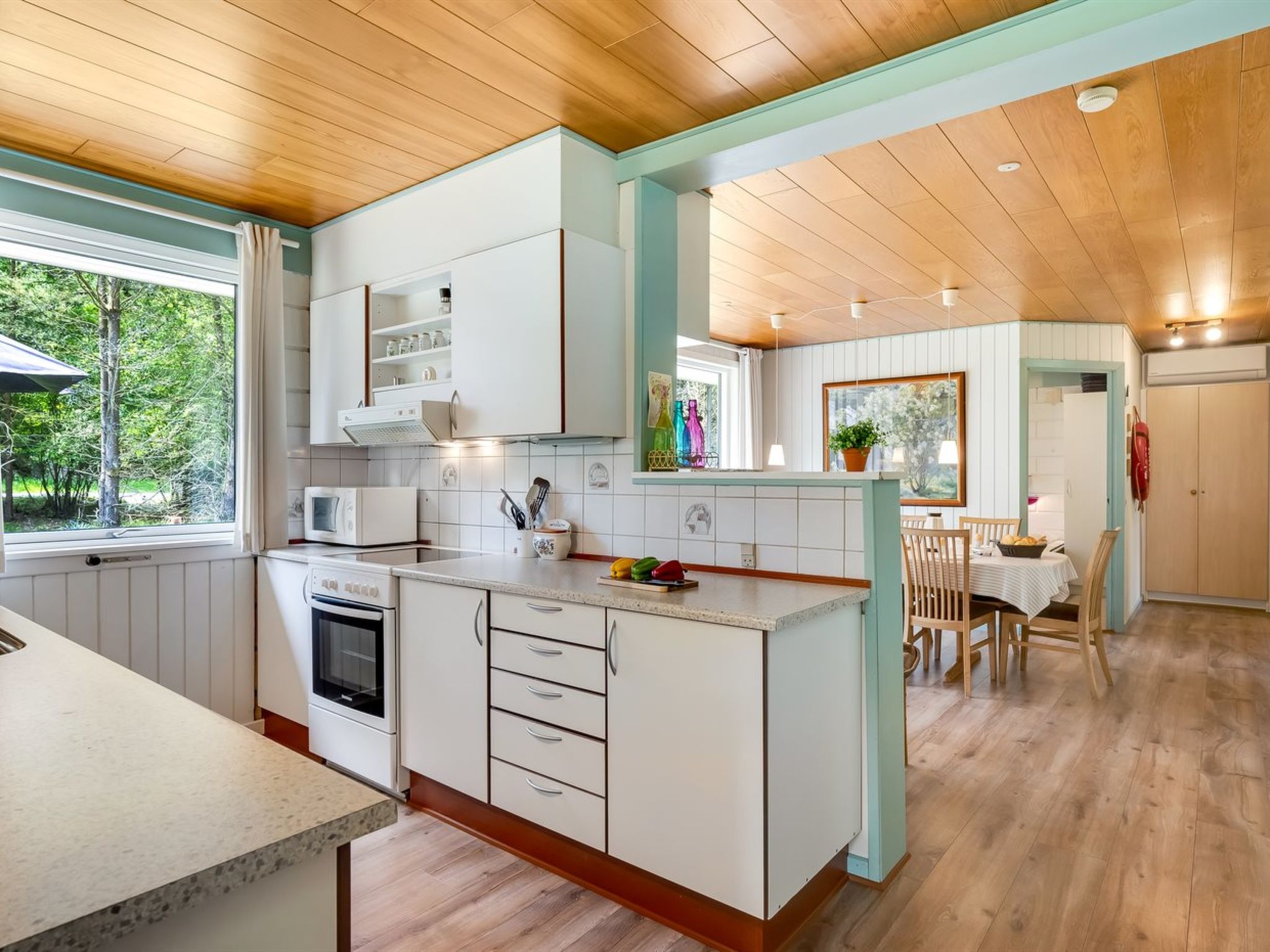 "Galia" - 2.5km from the sea-Binnen