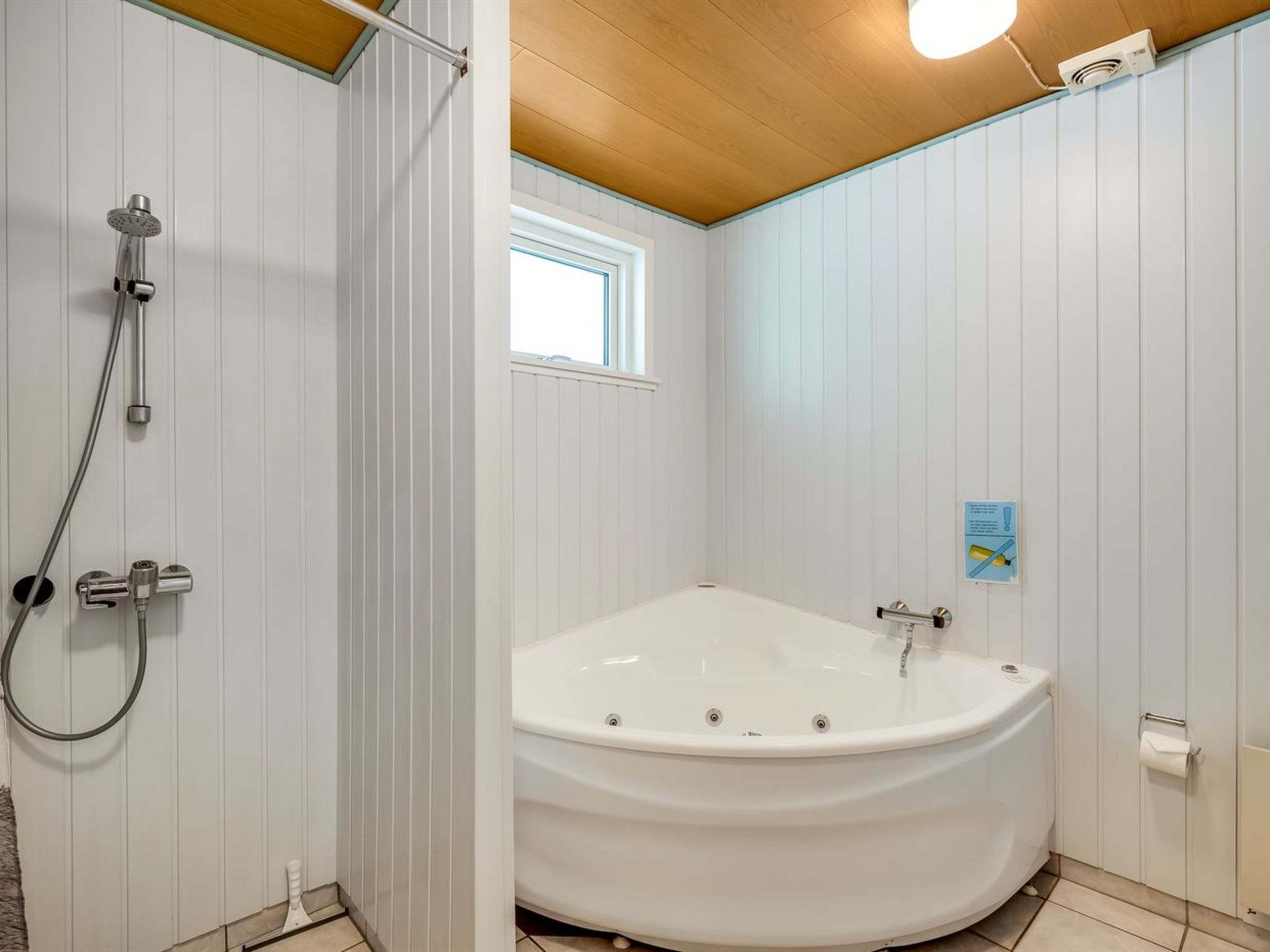 "Galia" - 2.5km from the sea-Binnen