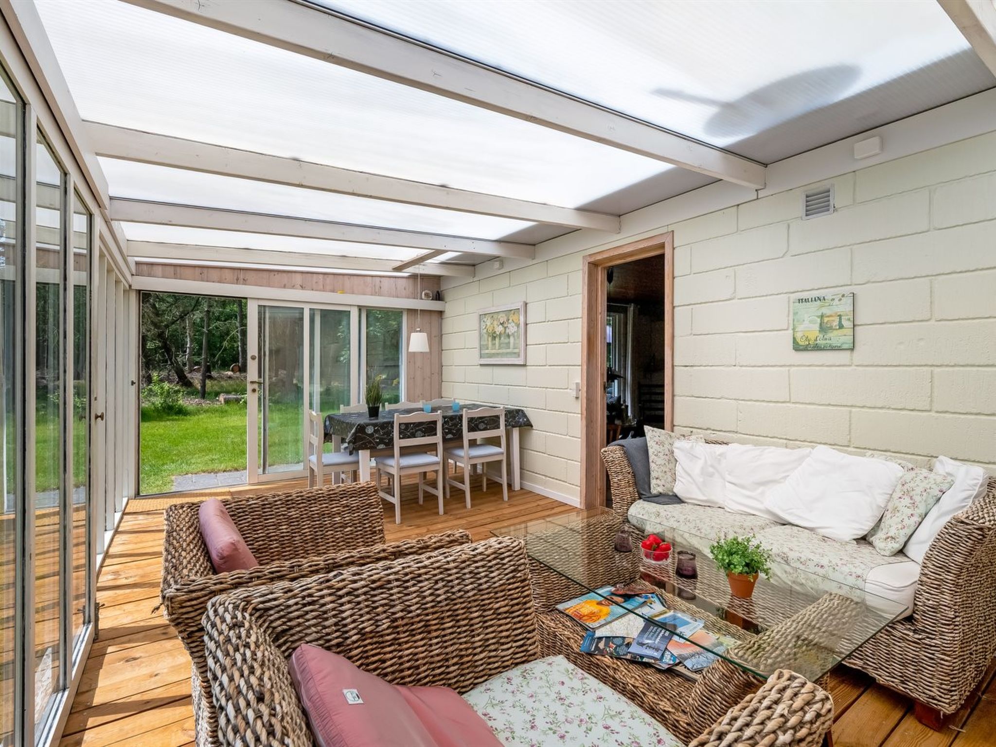 "Galia" - 2.5km from the sea