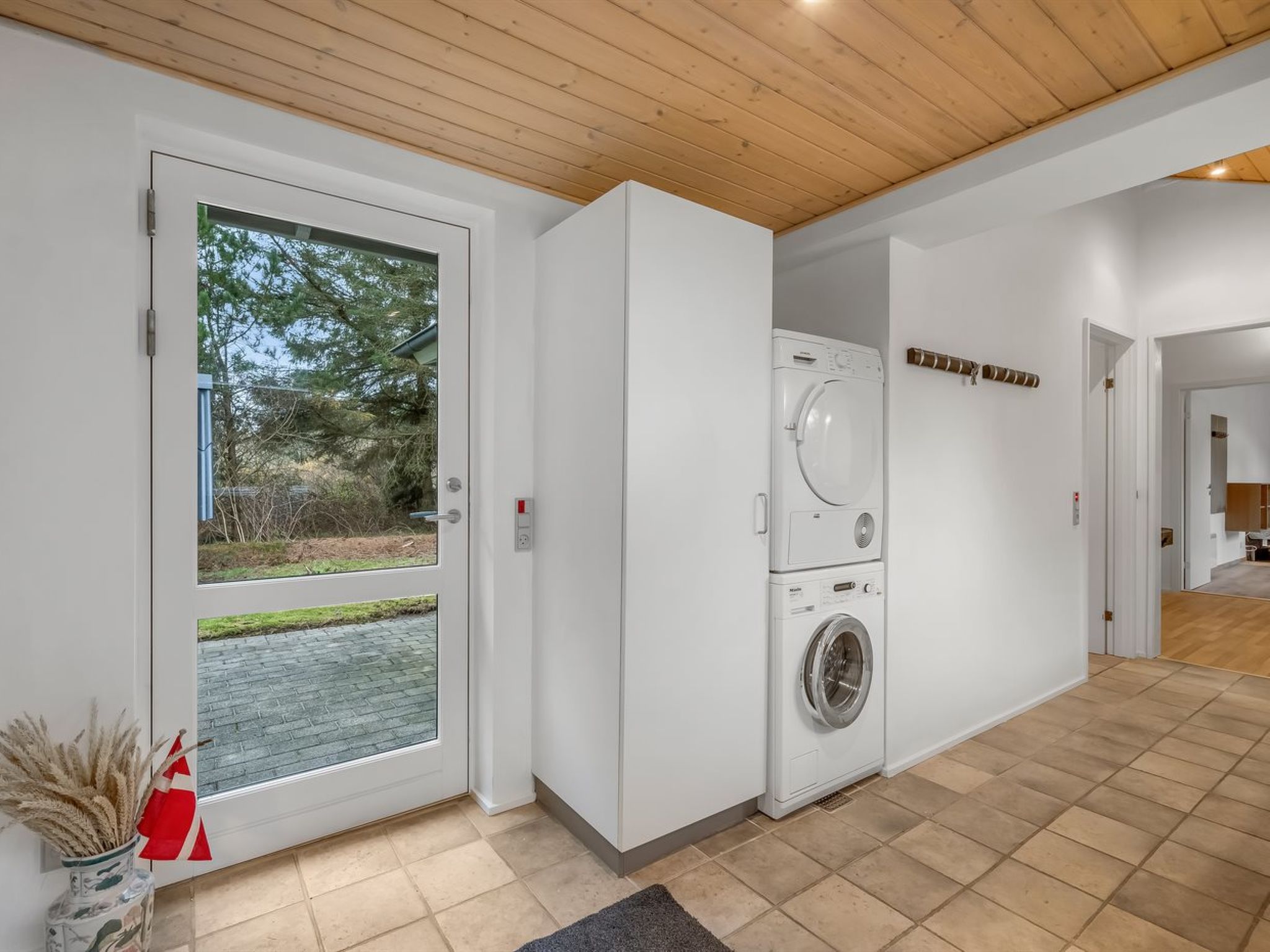 "Nele" - 1.4km from the sea-Binnen