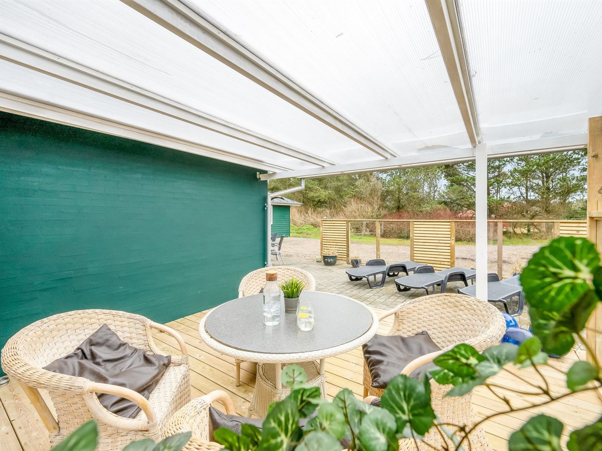 "Nele" - 1.4km from the sea