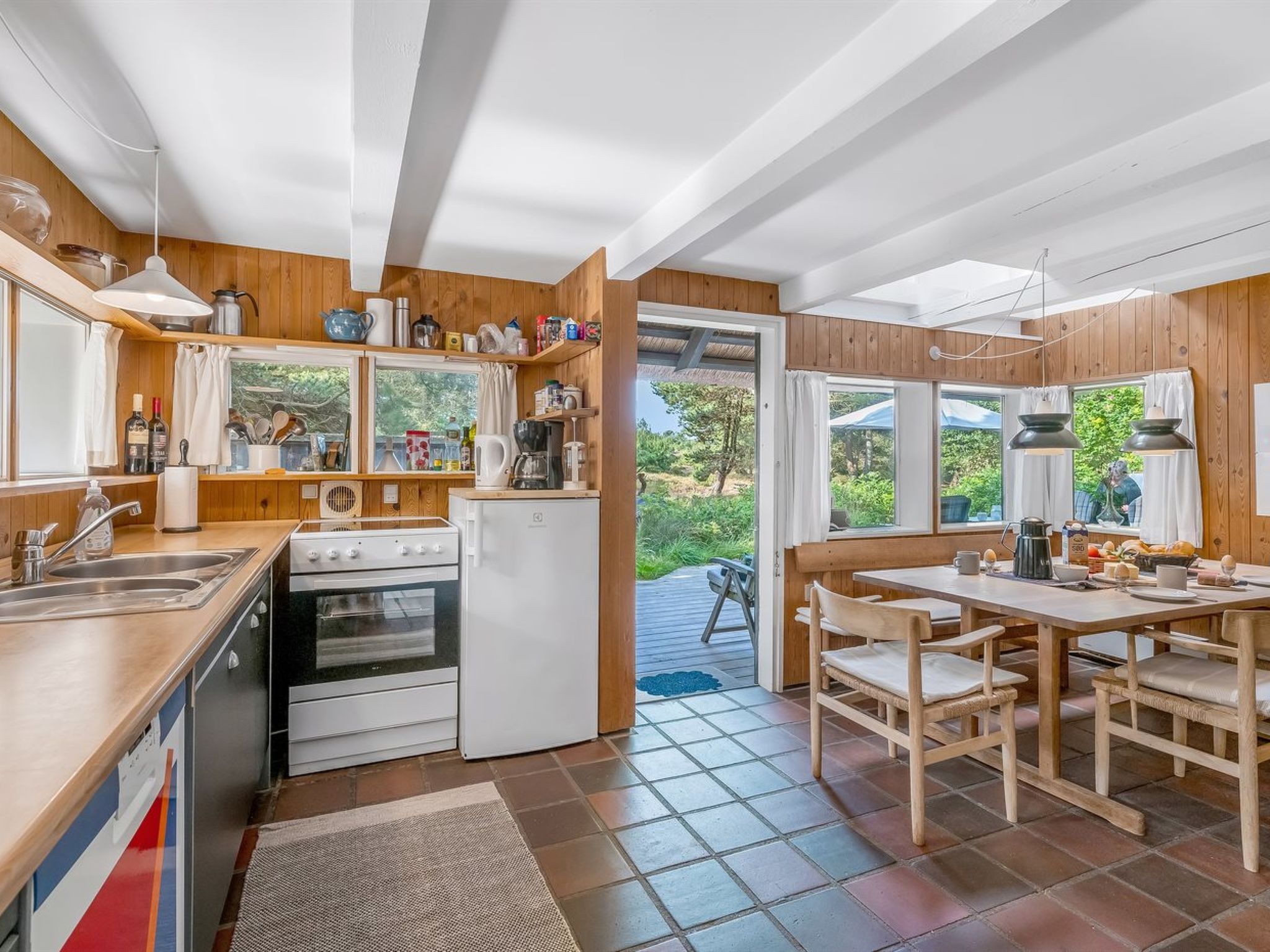 "Lene" - 2km from the sea-Drinnen