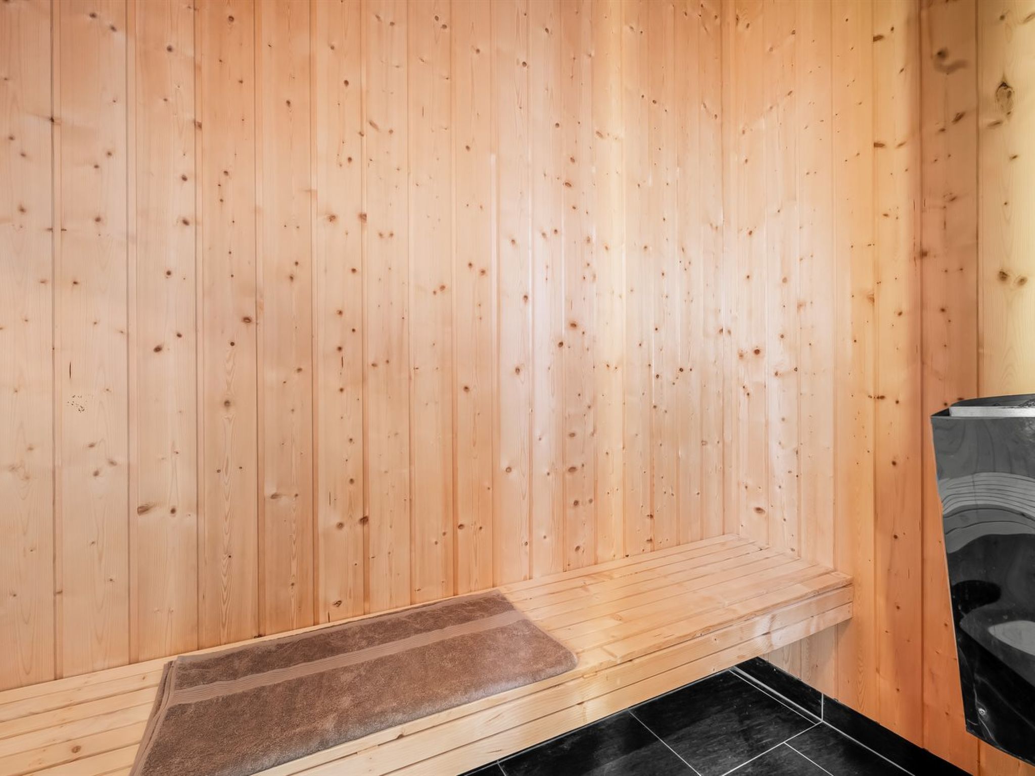 "Marjatta" - 3.2km from the sea