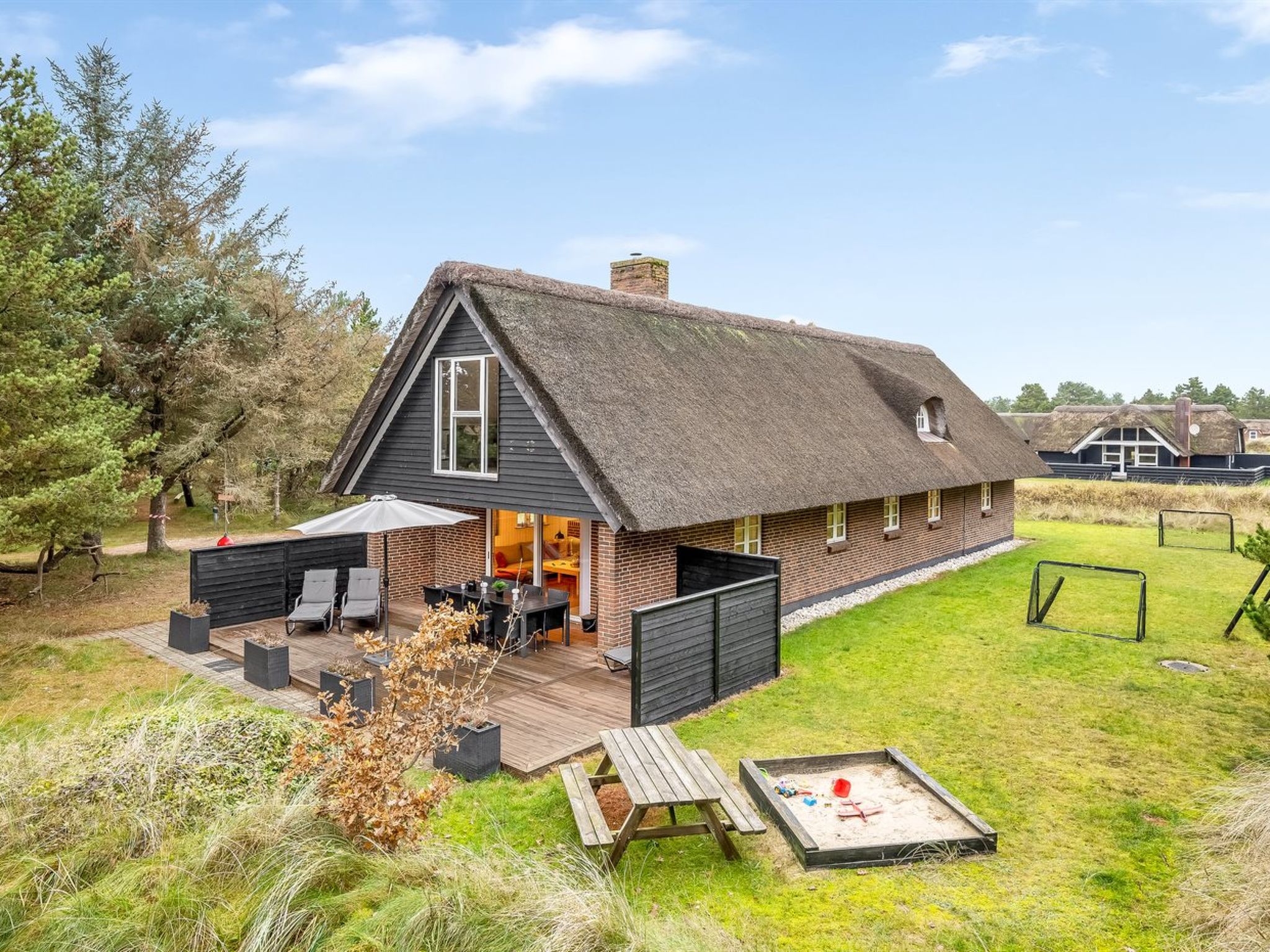 "Thomine" - 1.5km from the sea — House (3 of 42)
