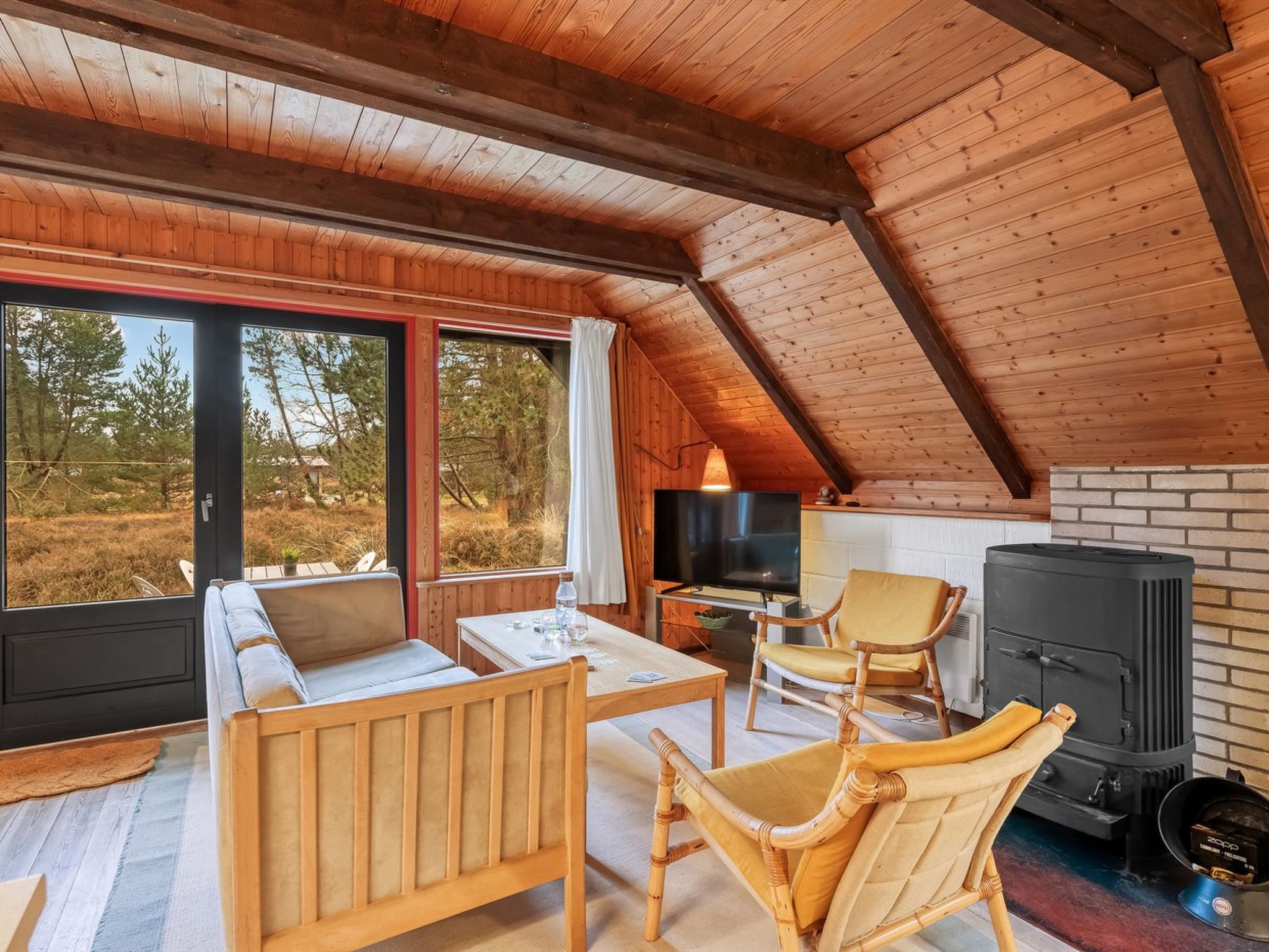 "Erhardt" - 2km from the sea — Living Room (5 of 24)