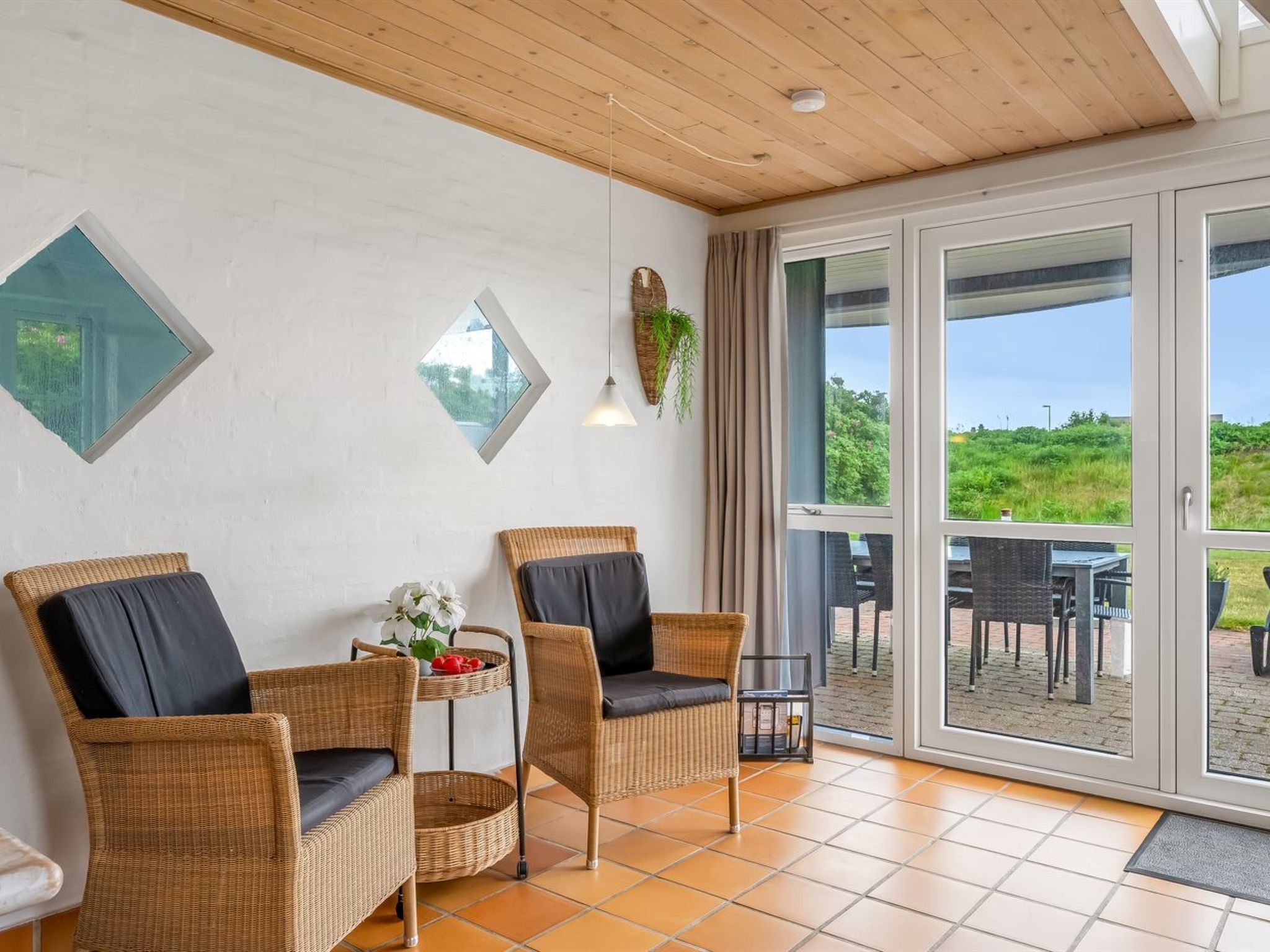 "Algut" - 200m from the sea - Drinnen