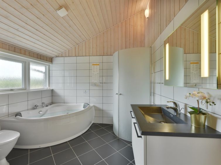 Search and Stay destination Tarm, Denmark from . "Harth" - 700m to the inlet in Western Jutland