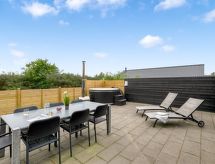 Vakantiehuis met whirlpool en open haard in Tarm - thumbnail 3