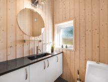 Ruime vakantiewoning met sauna en speeltuin op 600 meter van de fjord - thumbnail 4
