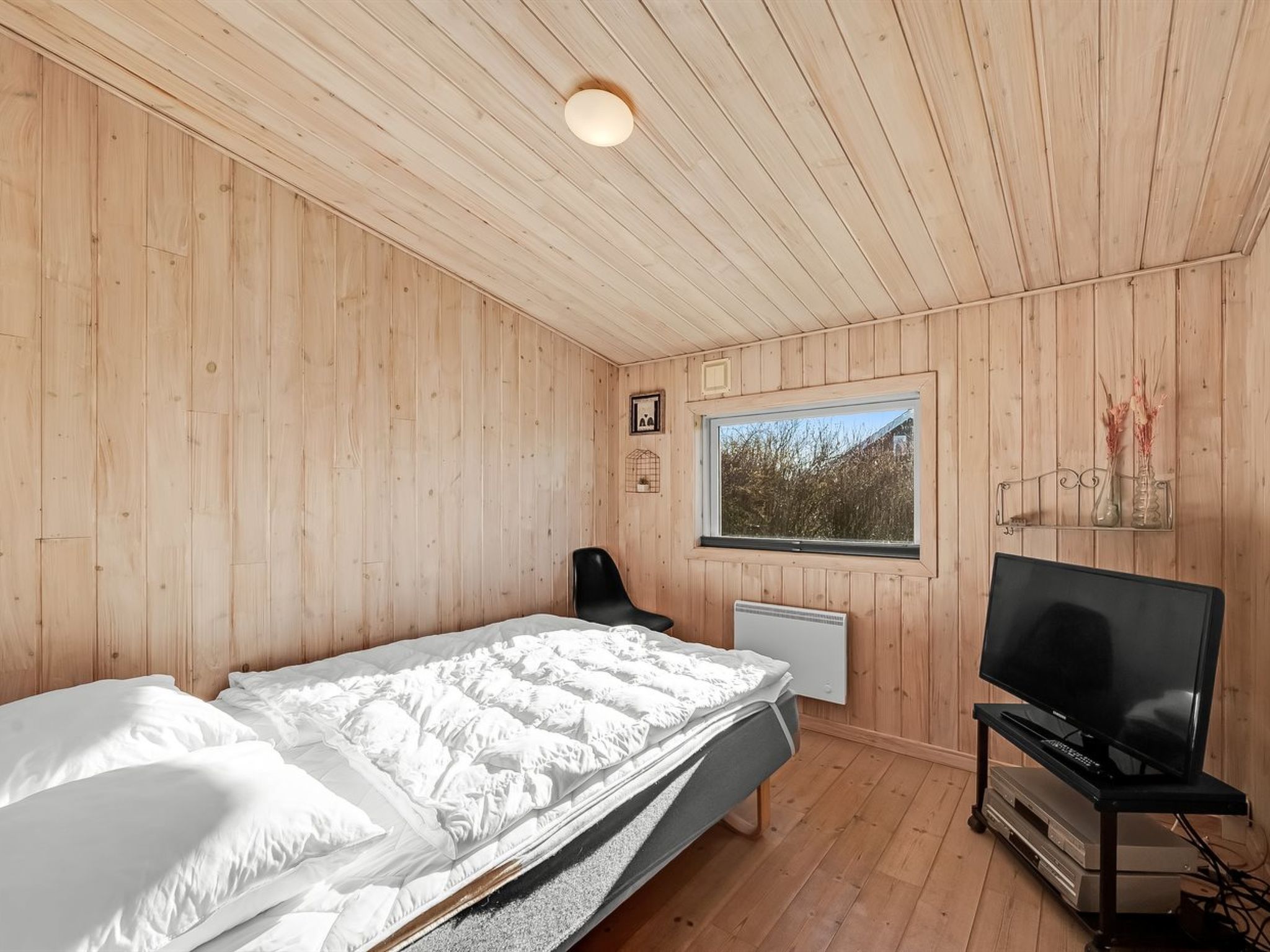 "Benjamina" - 530m to the fjord - Inside