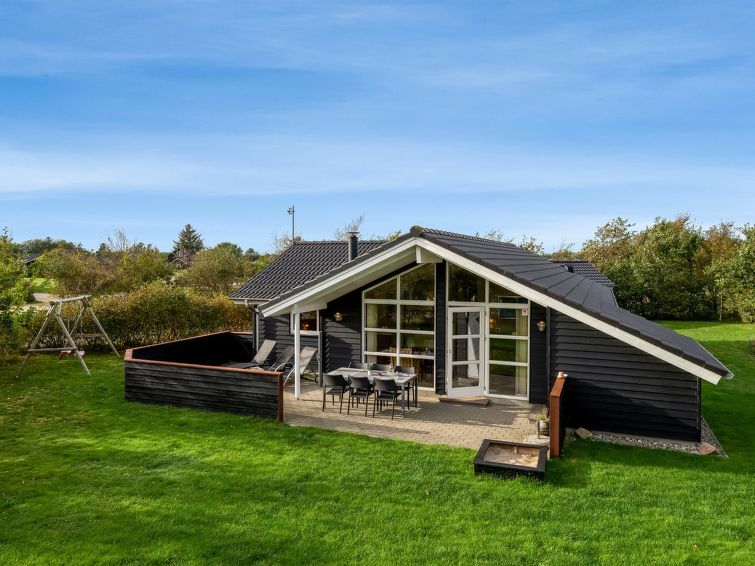 Search and Stay destination Tarm, Denmark from . "Lillemor" - 800m to the inlet in Western Jutland