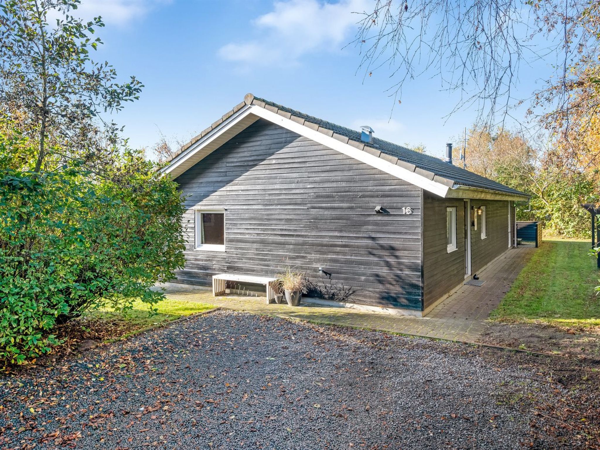 "Efka" - 600m to the fjord - Buiten
