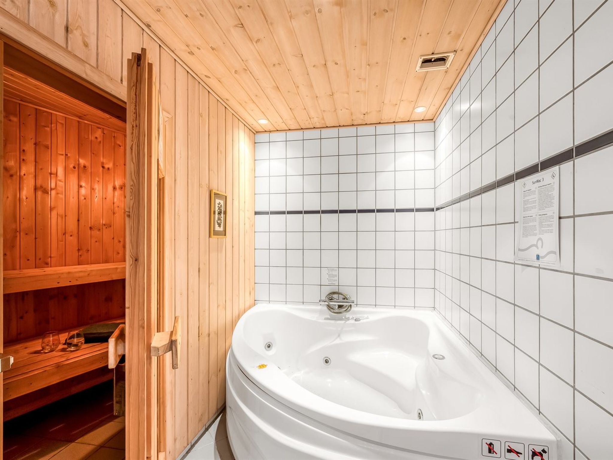 "Yorick" - 350m to the fjord-Binnen