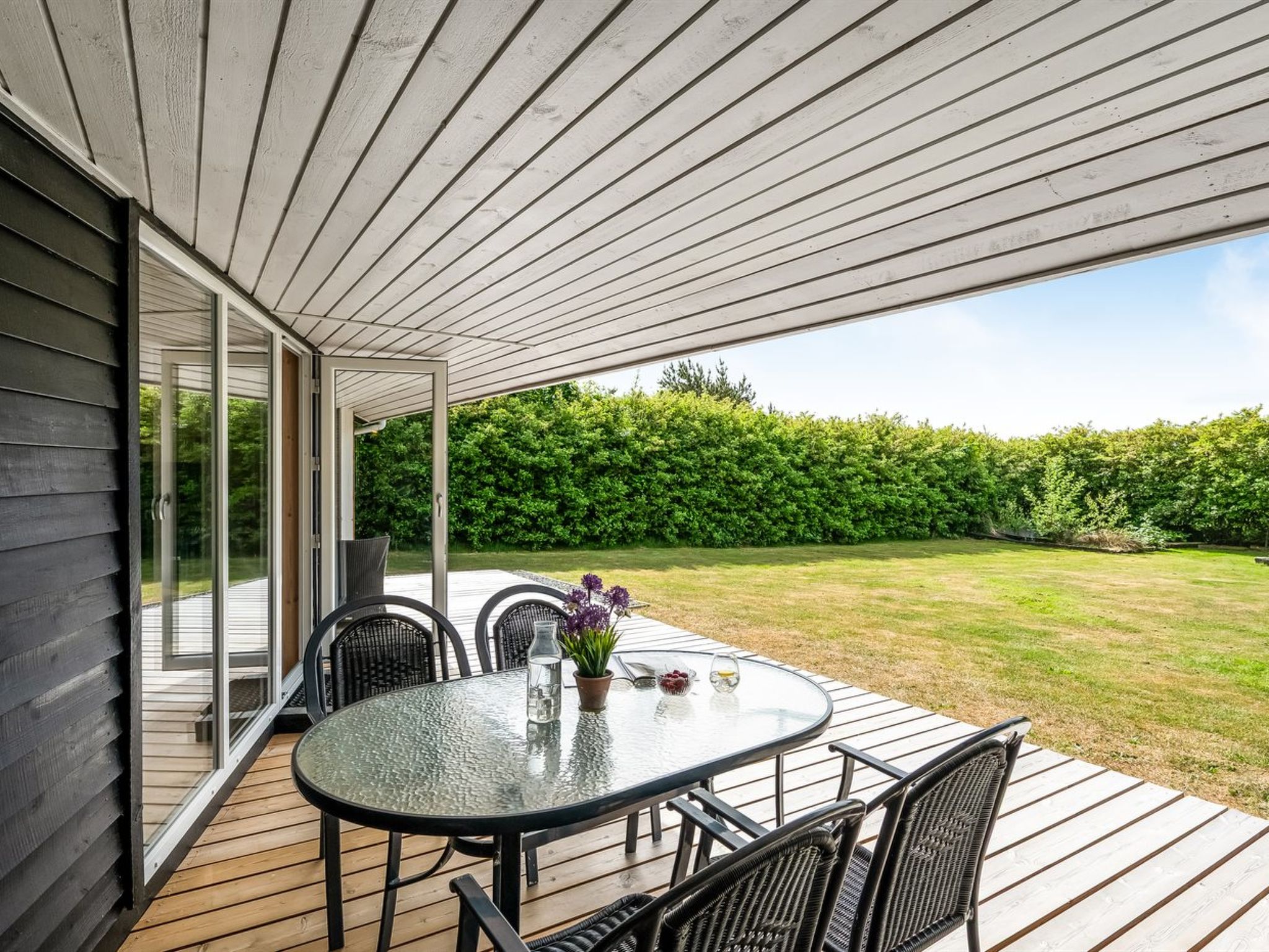 "Yorick" - 350m to the fjord-Buiten