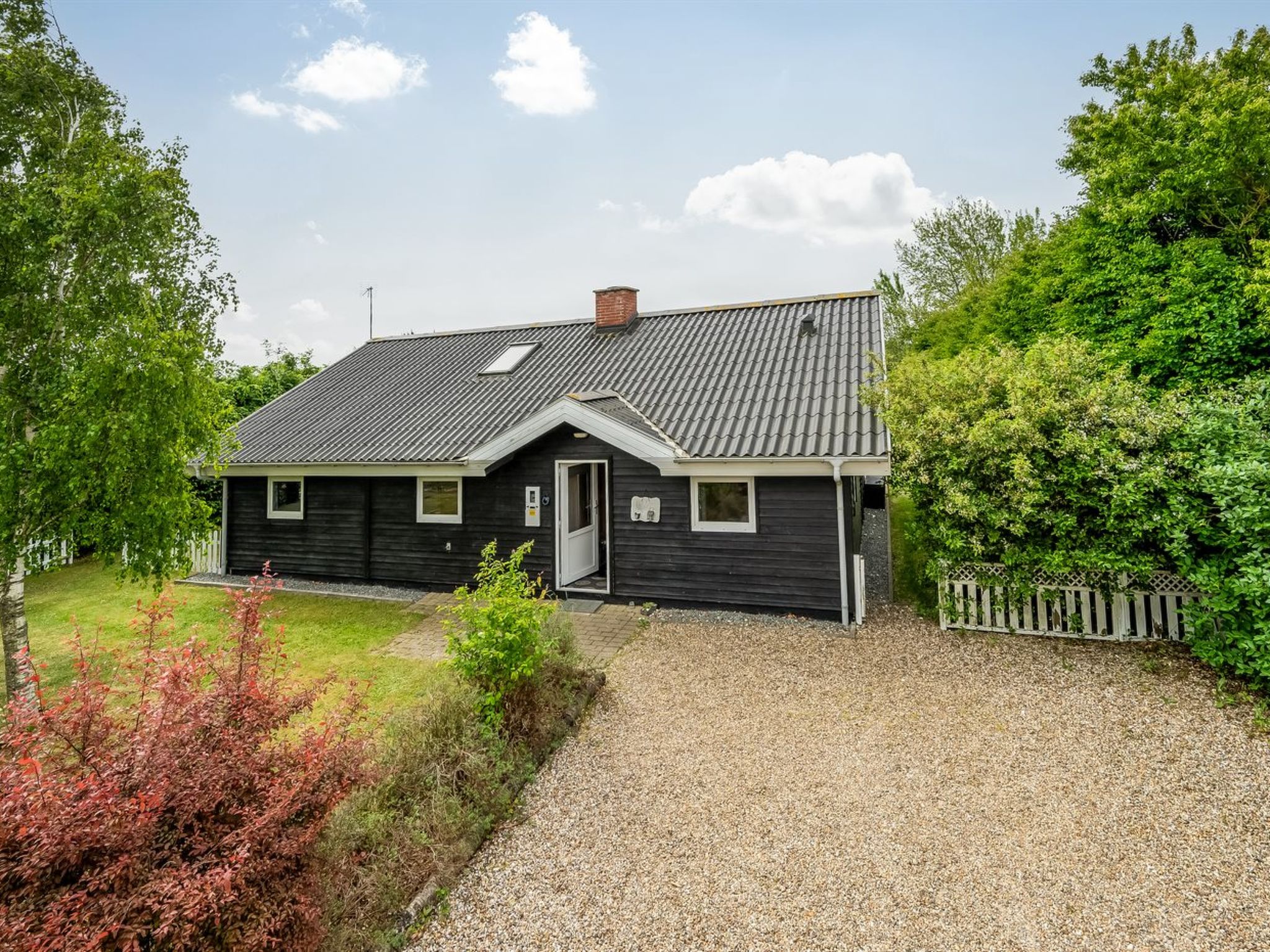 "Yorick" - 350m to the fjord