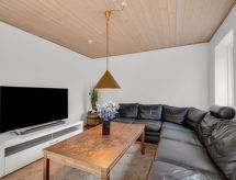Blaguna: Ruim familiehuis aan zee met sauna en speeltuin voor 18 personen - thumbnail 6
