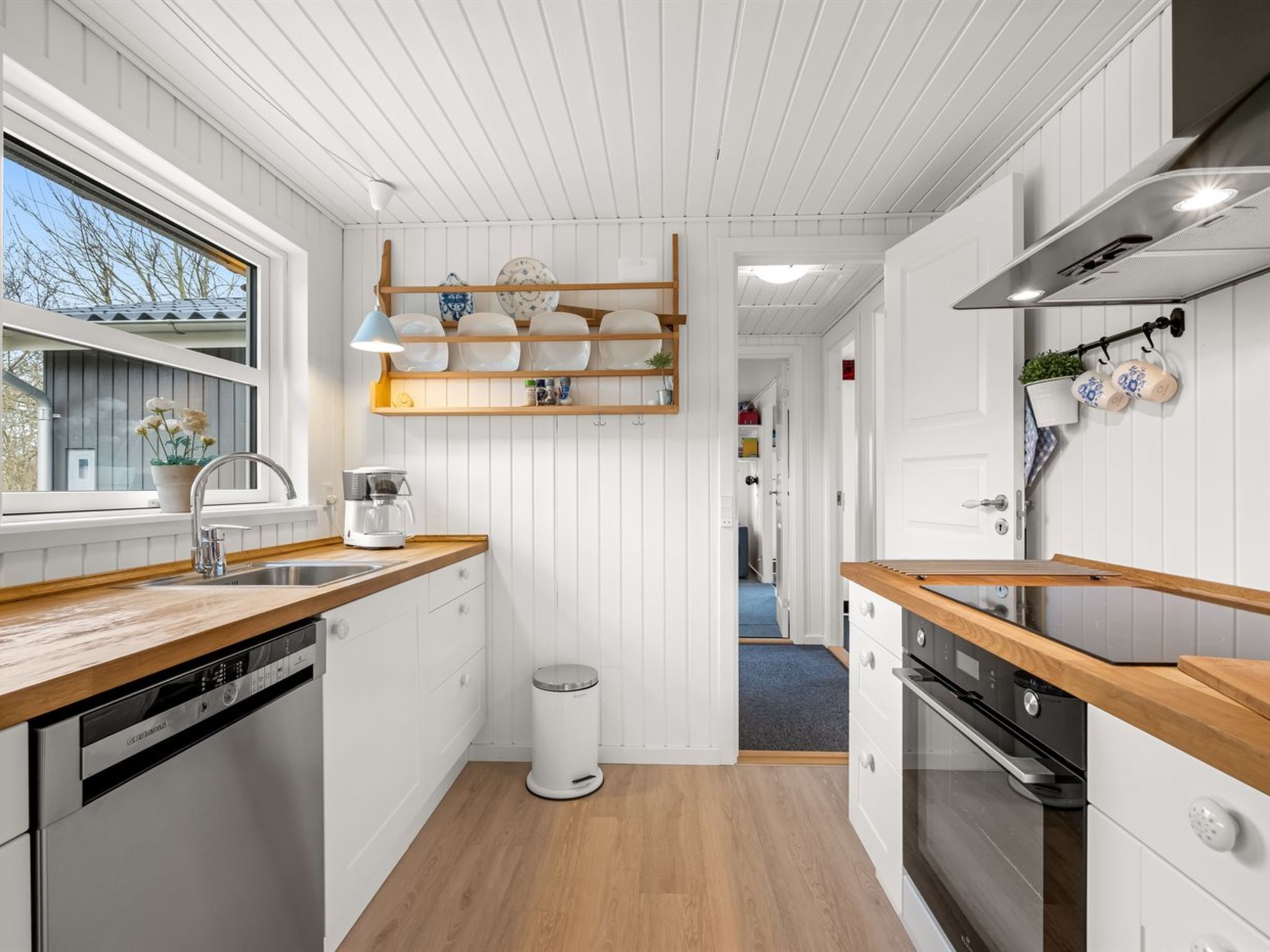 "Ascan" - 300m to the fjord - Dedans