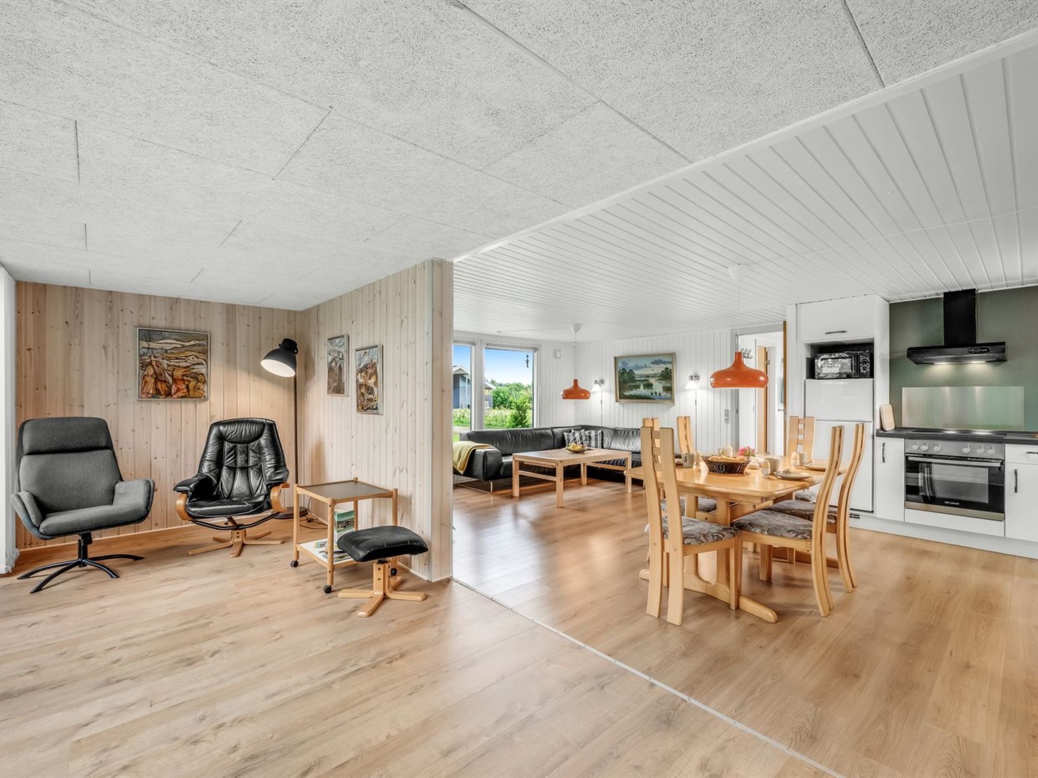 "Gudrund" - 800m to the fjord-Inside