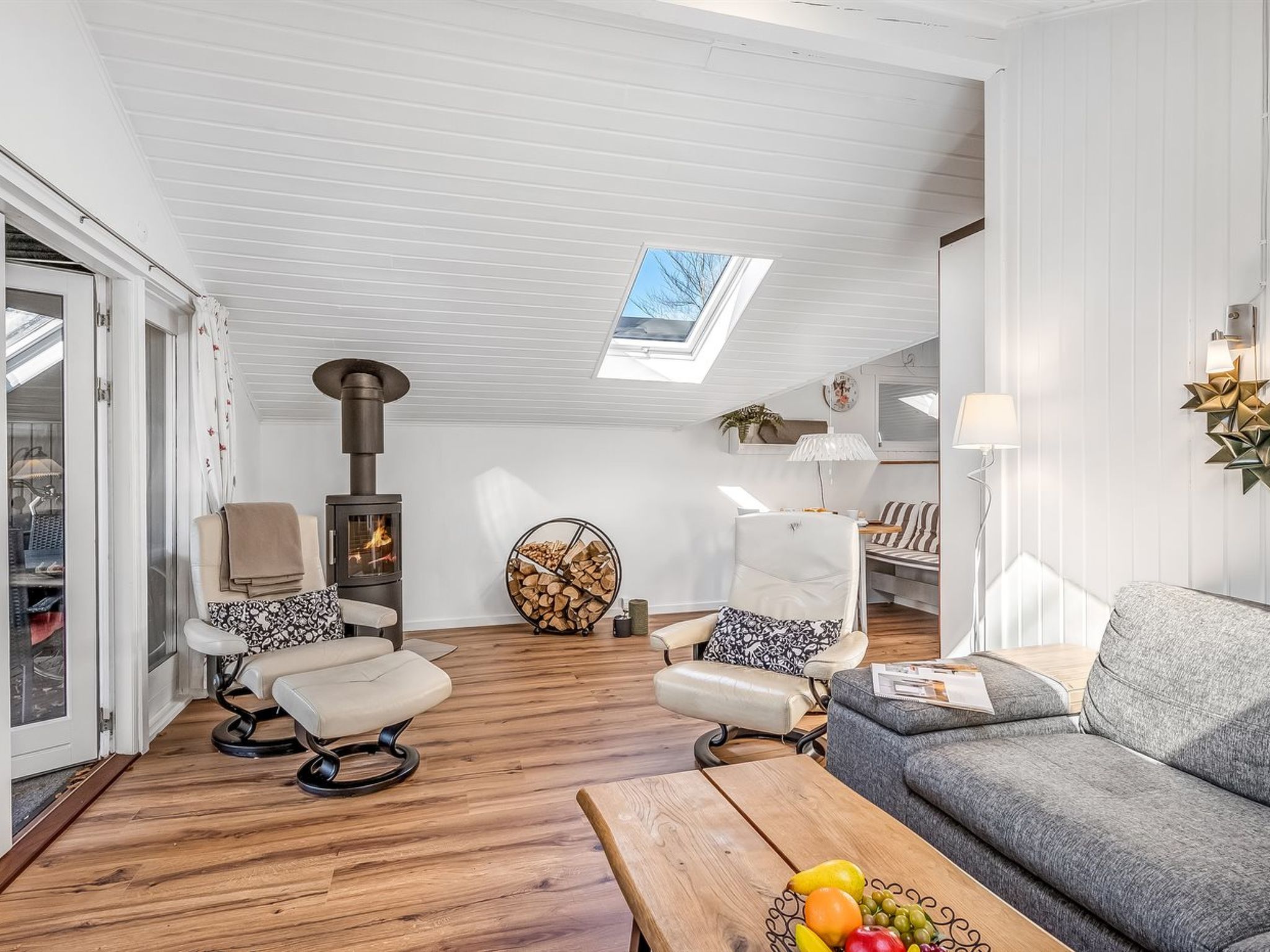 "Caya" - 450m to the fjord-Inside