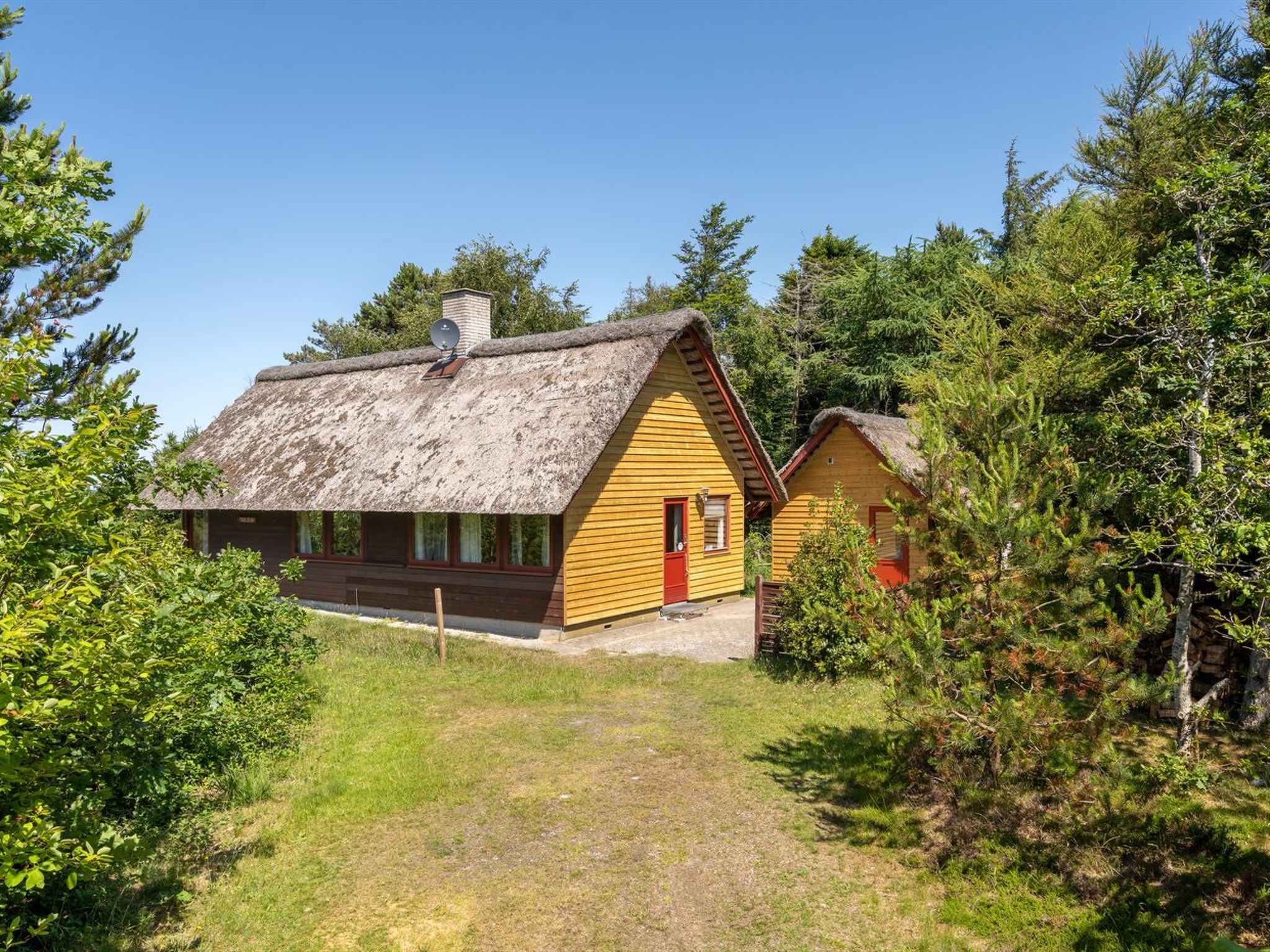 "Ingeborg" - 100m to the fjord-Buiten