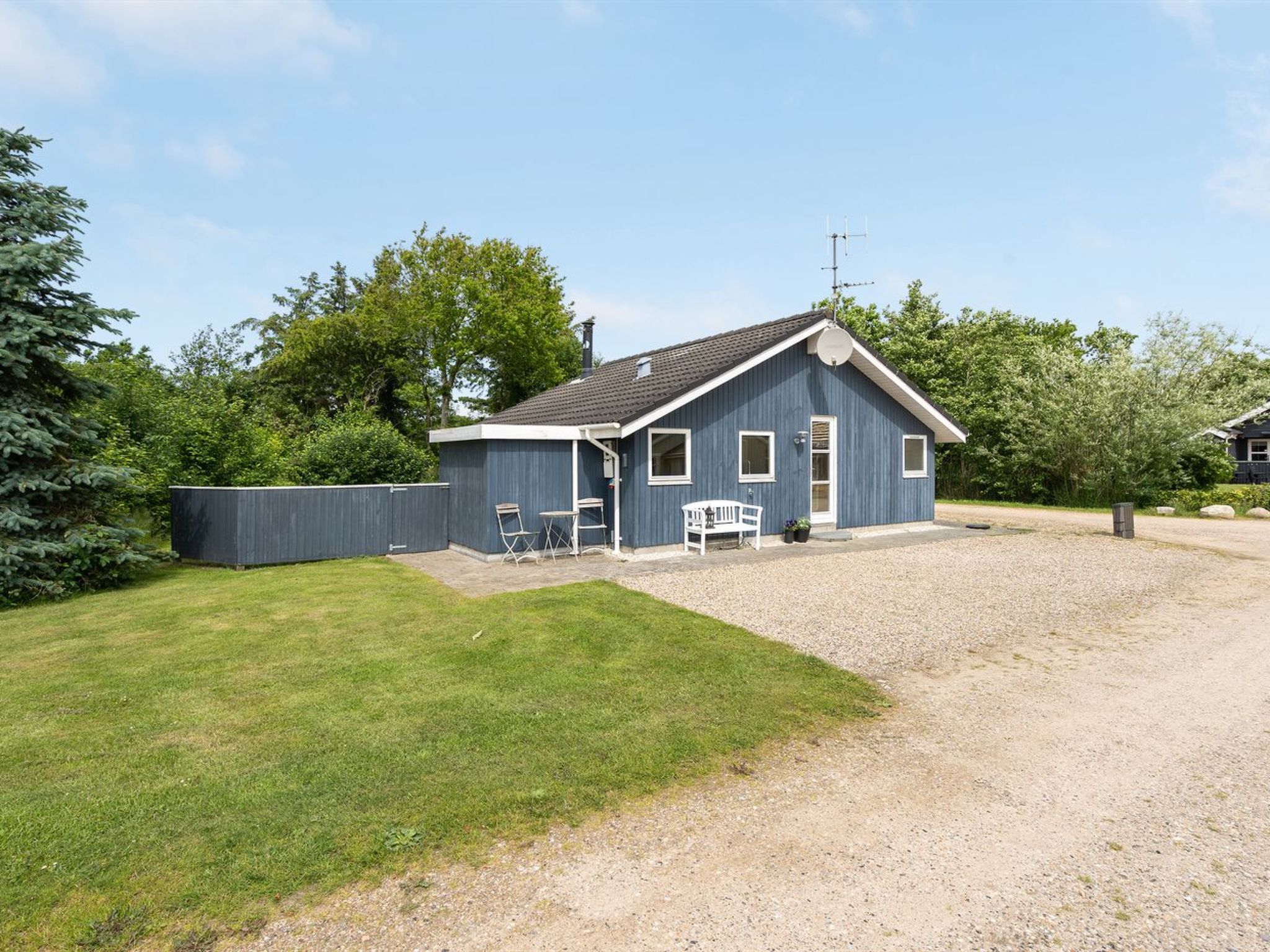 "Jarik" - 1.2km to the fjord — House (3 of 24)