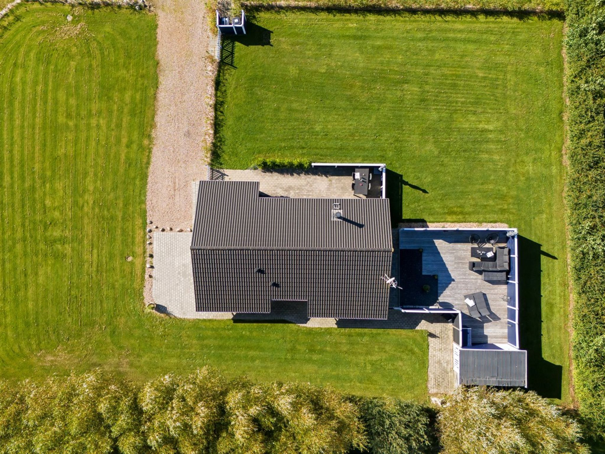 "Shalin" - 1.4km to the fjord - Buiten