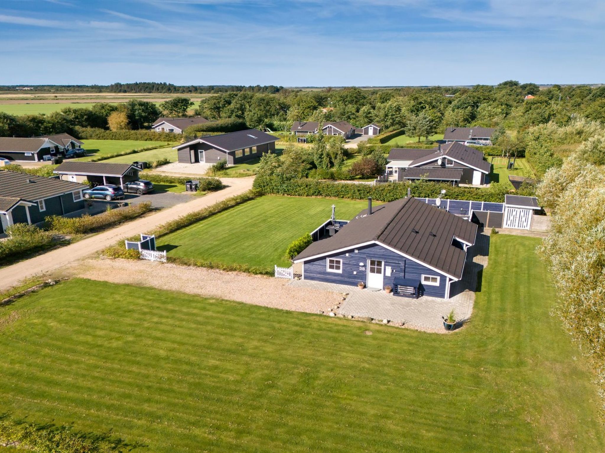 "Shalin" - 1.4km to the fjord - Buiten