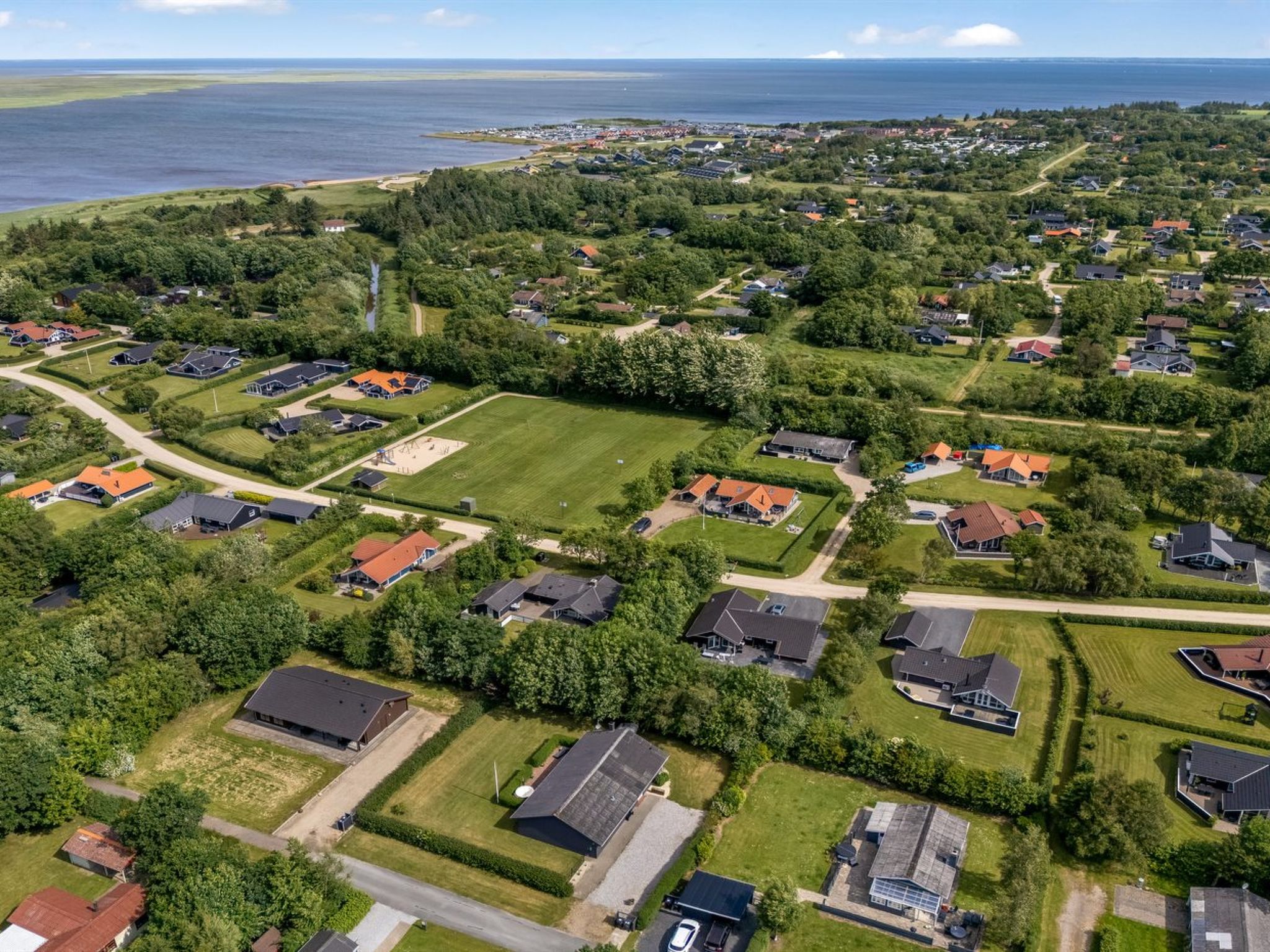 "Knag" - 800m to the inlet-Buiten