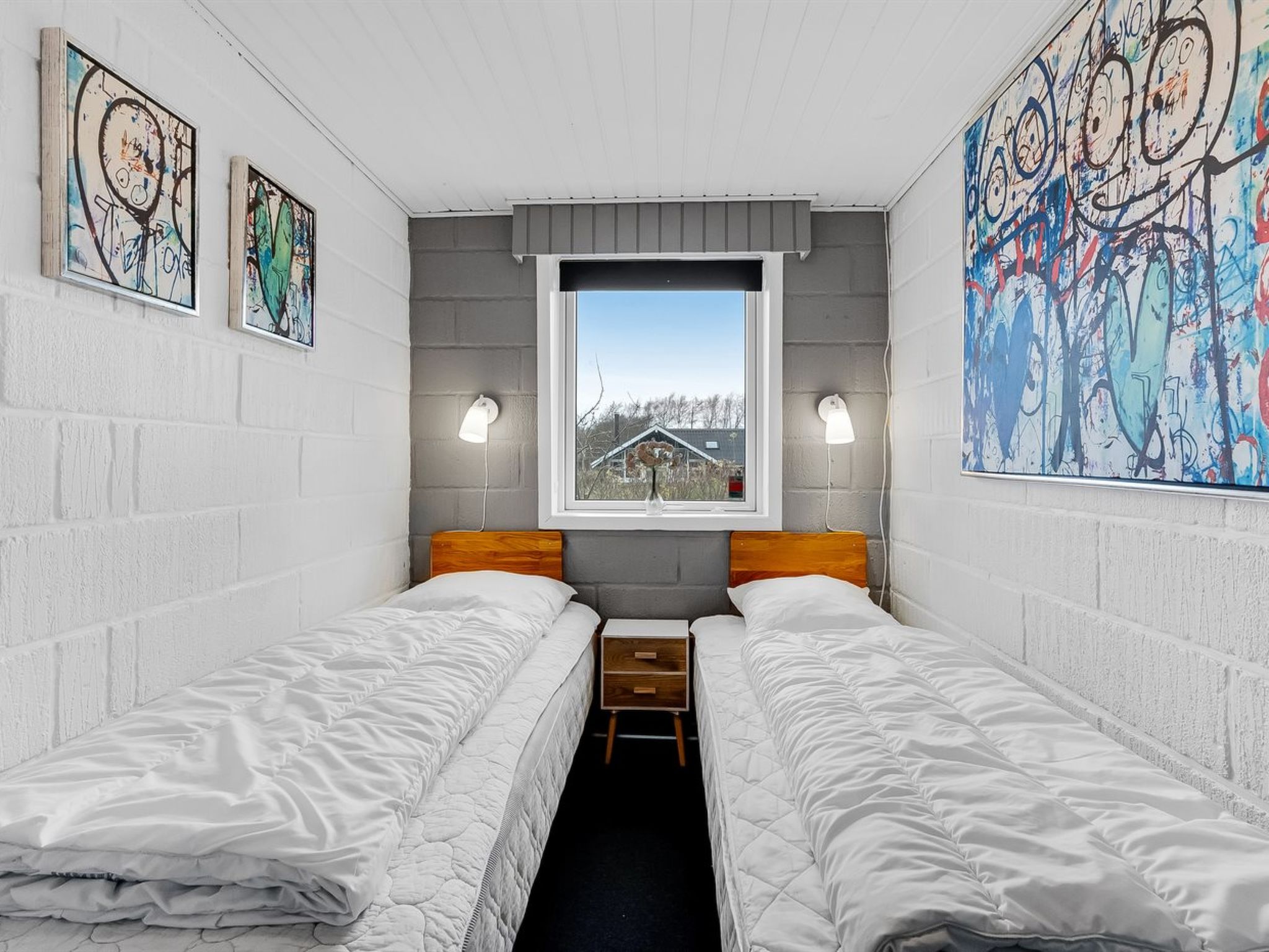 "Kjartan" - 32m to the fjord-Dedans