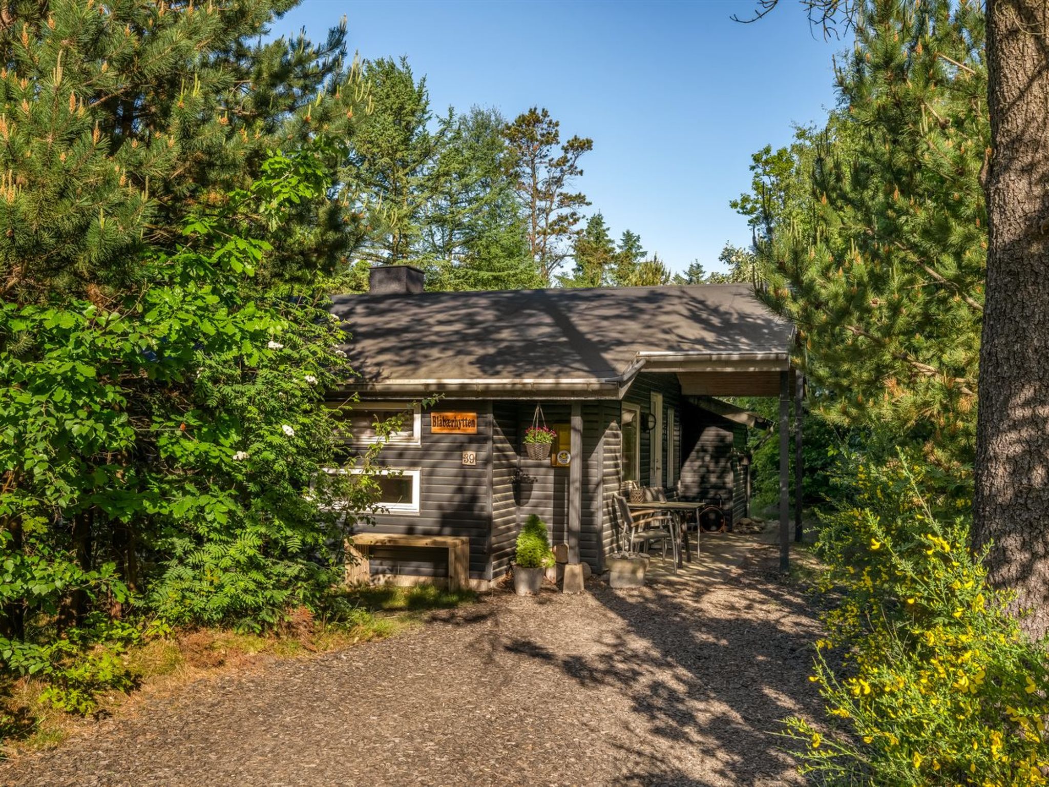 "Hilde" - 350m to the fjord - Buiten