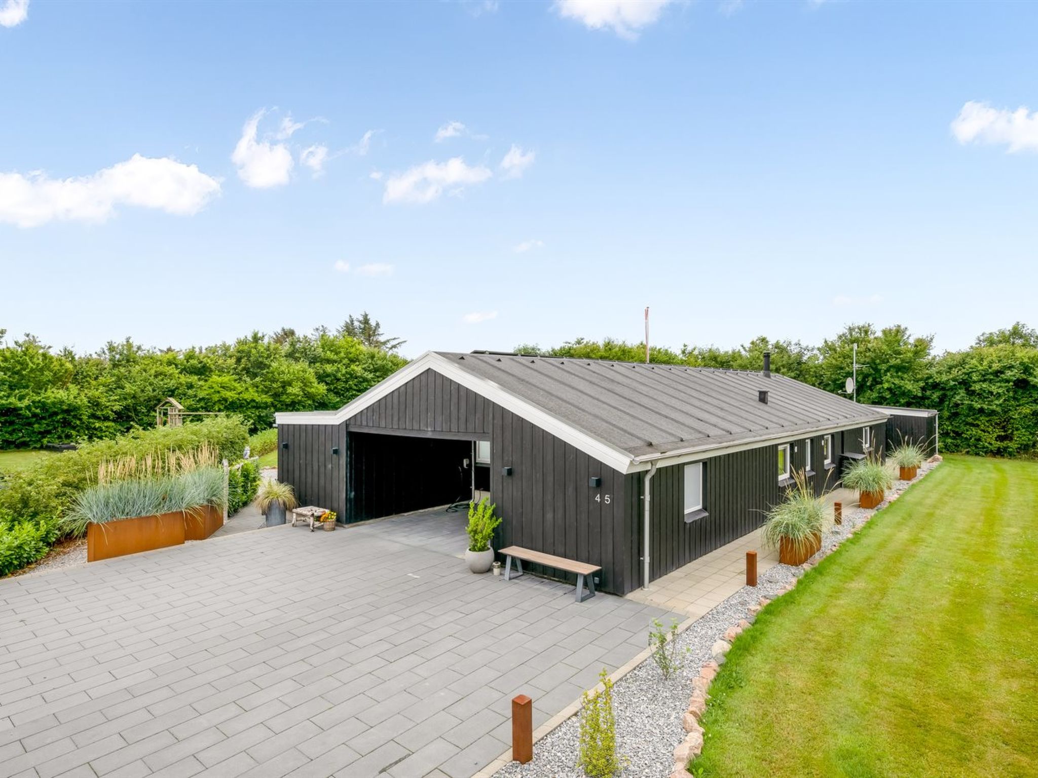 "Noreen" - 1.4km to the fjord - Buiten