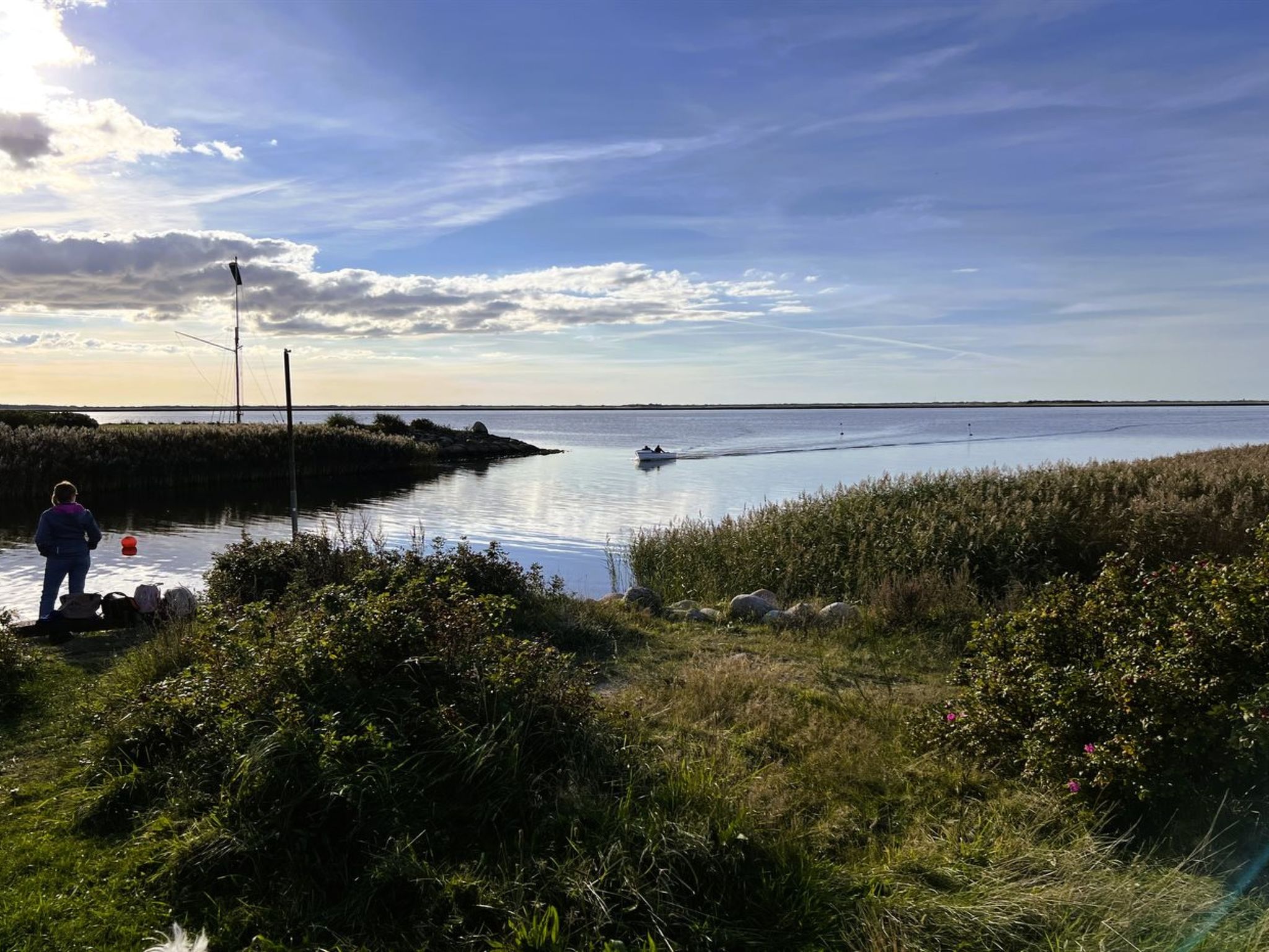"Ronja" - 100m to the fjord - Buiten