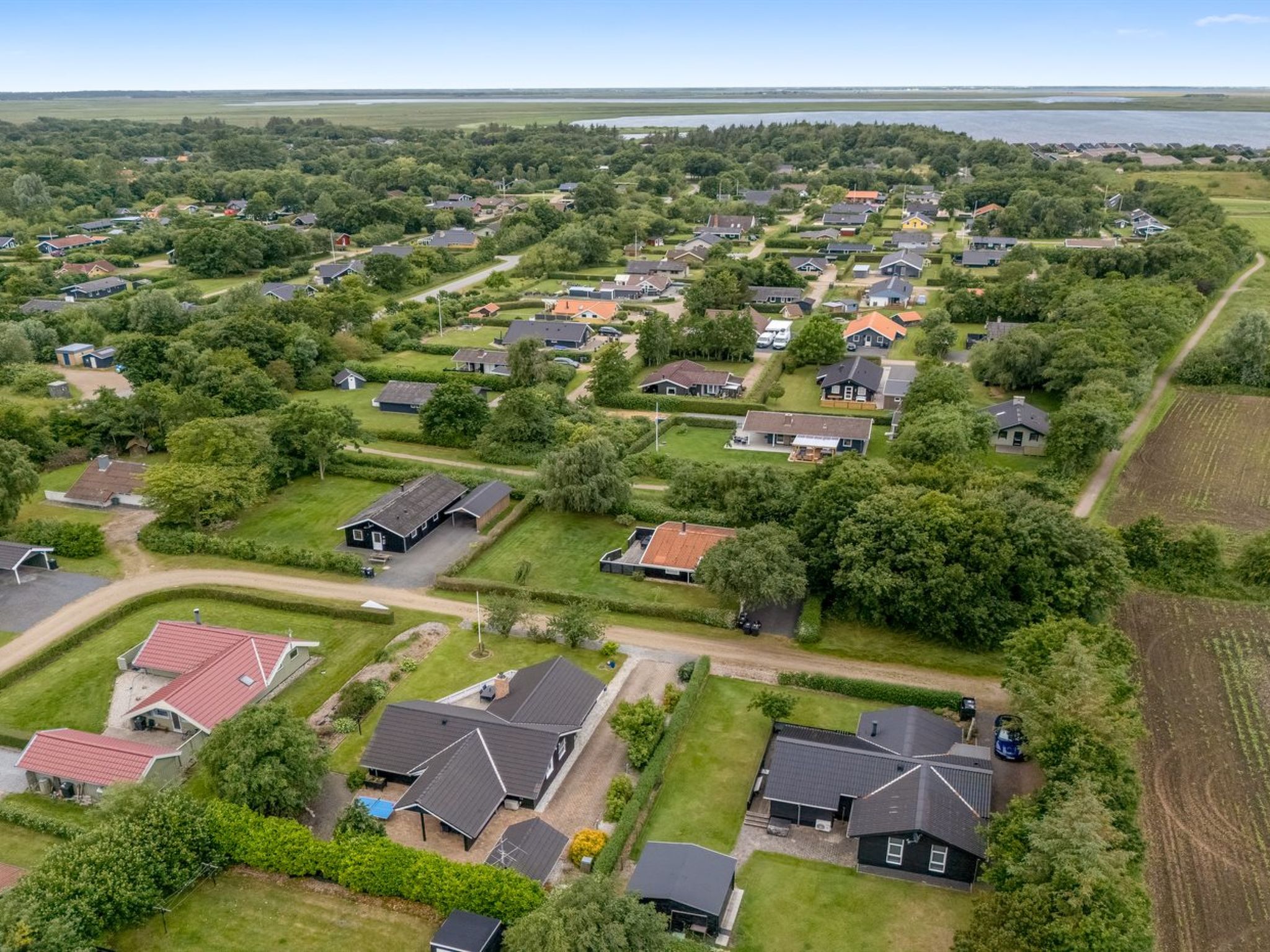 "Tinne" - 800m to the inlet-Draußen
