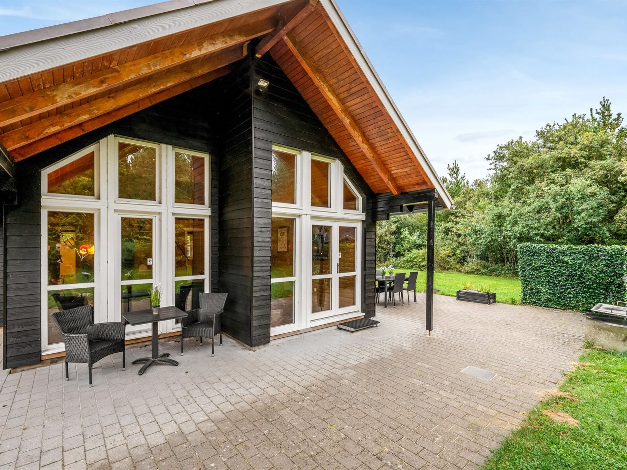 "Yvonna" - 350m to the fjord-Buiten