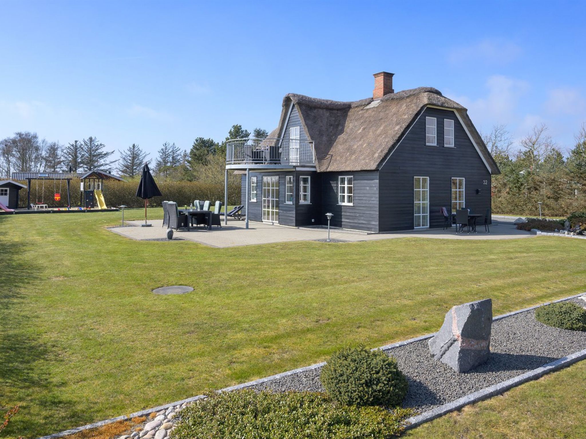 "Benita" - 400m to the fjord-Buiten