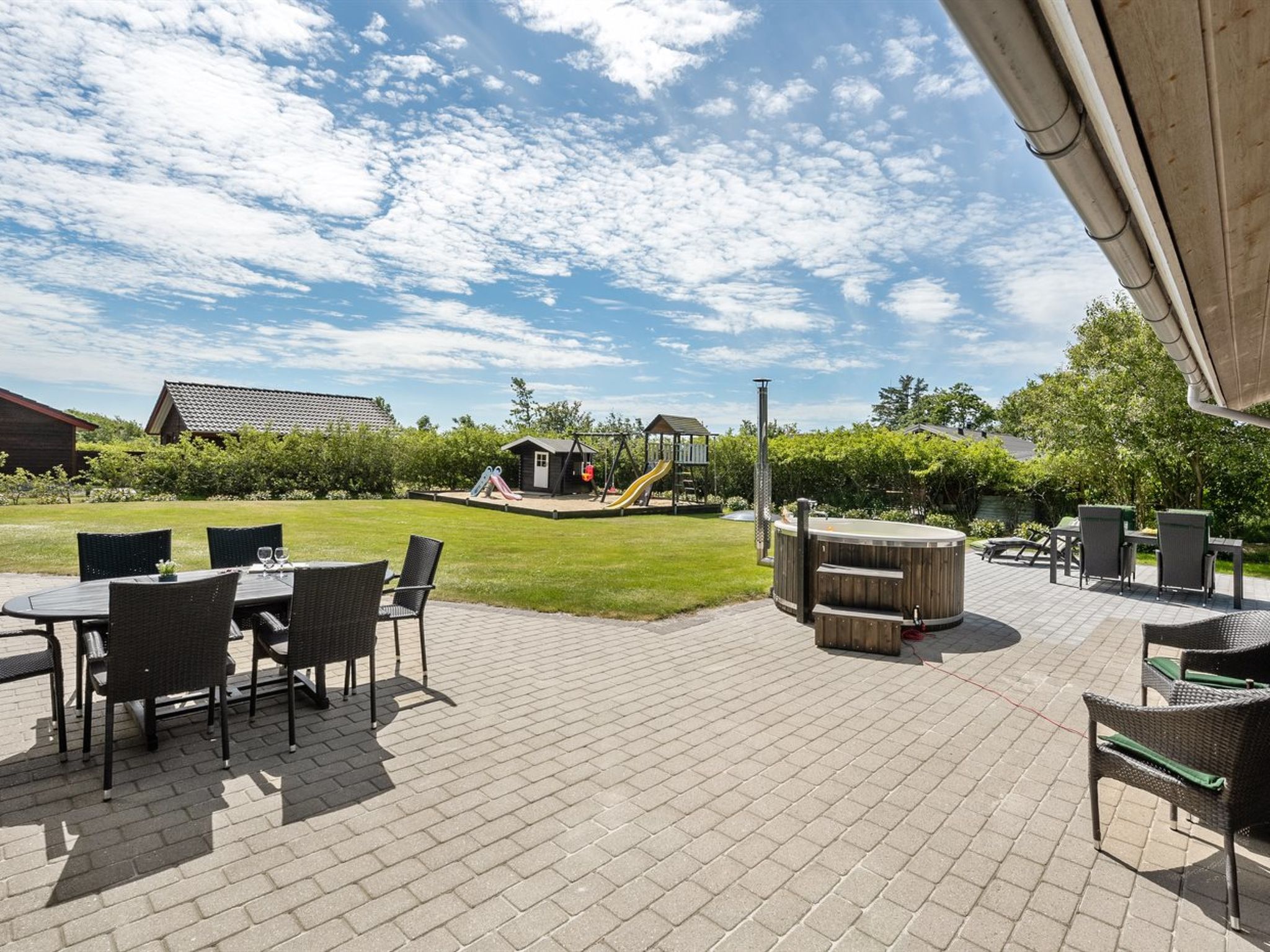 "Benita" - 400m to the fjord-Dehors