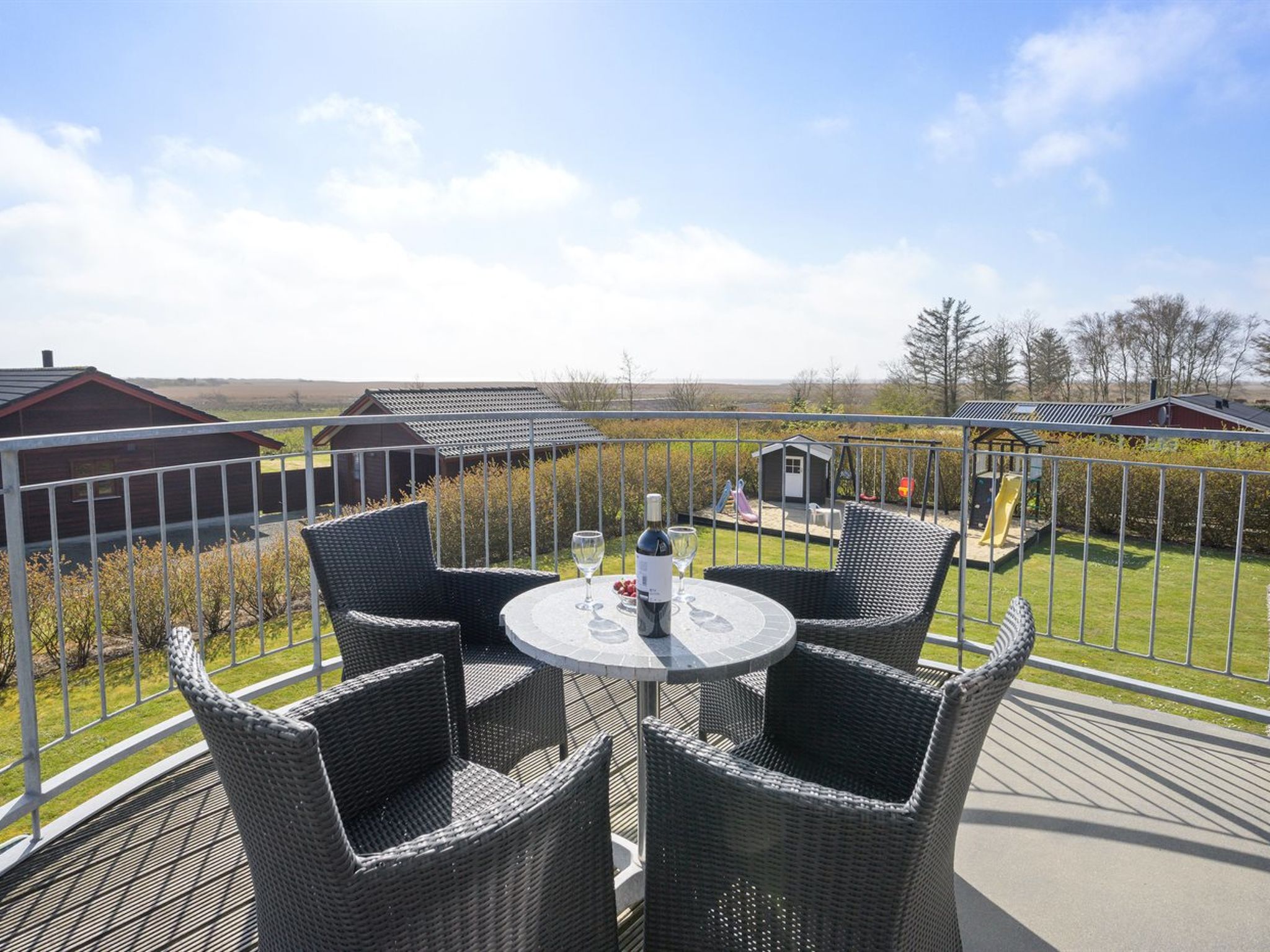 "Benita" - 400m to the fjord-Dehors