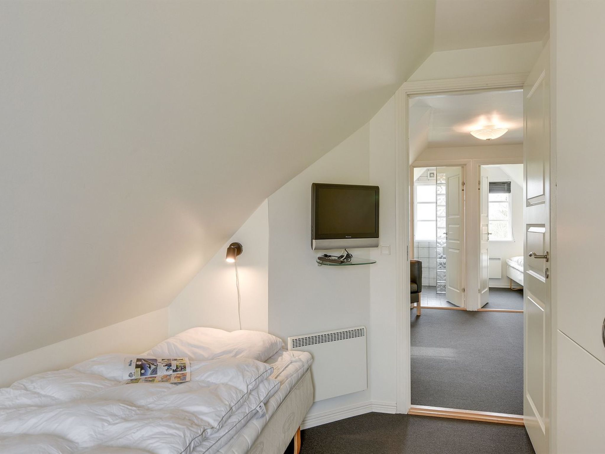 "Benita" - 400m to the fjord-Binnen