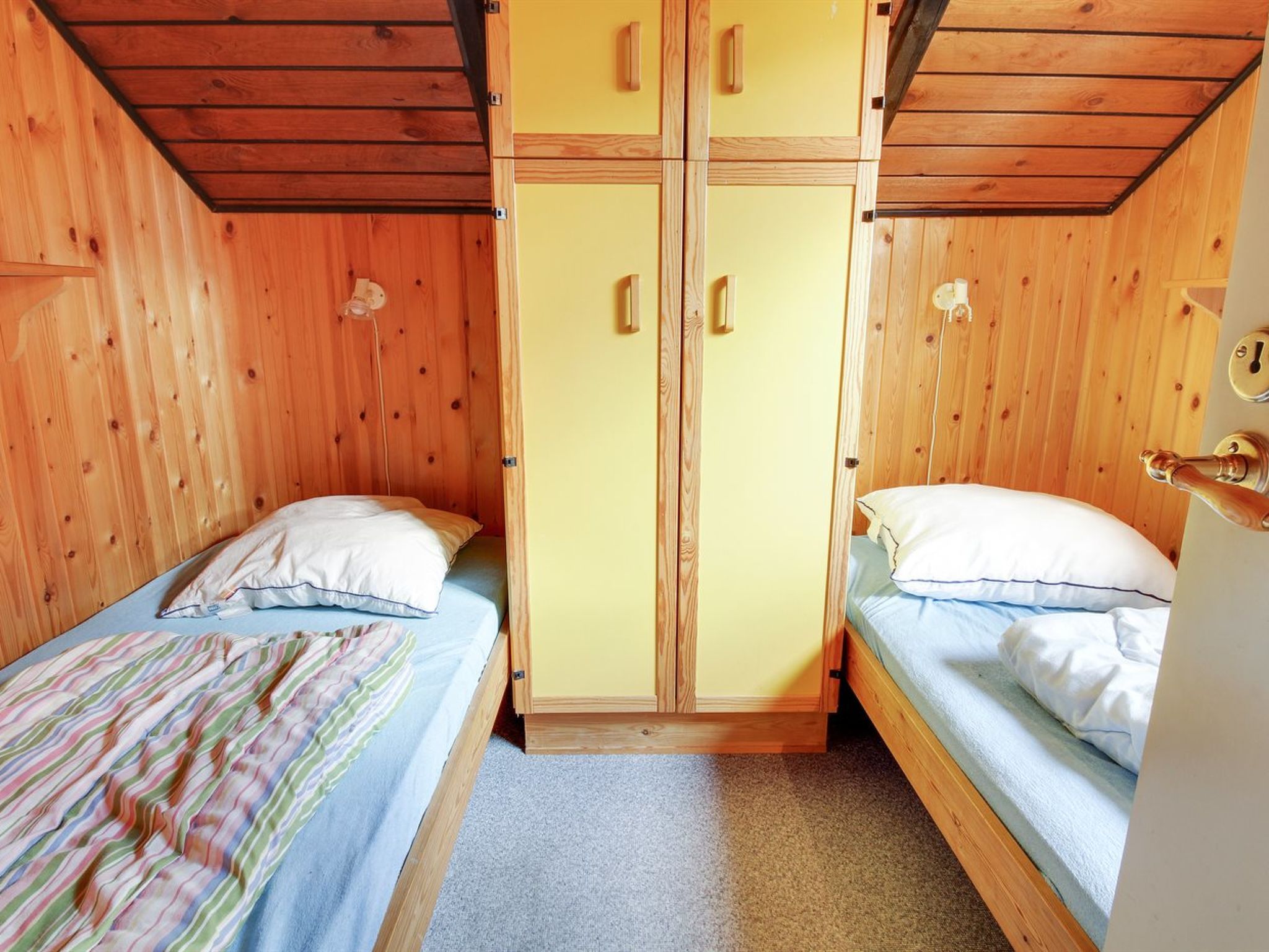 "Ingwin" - 250m to the fjord - Inside