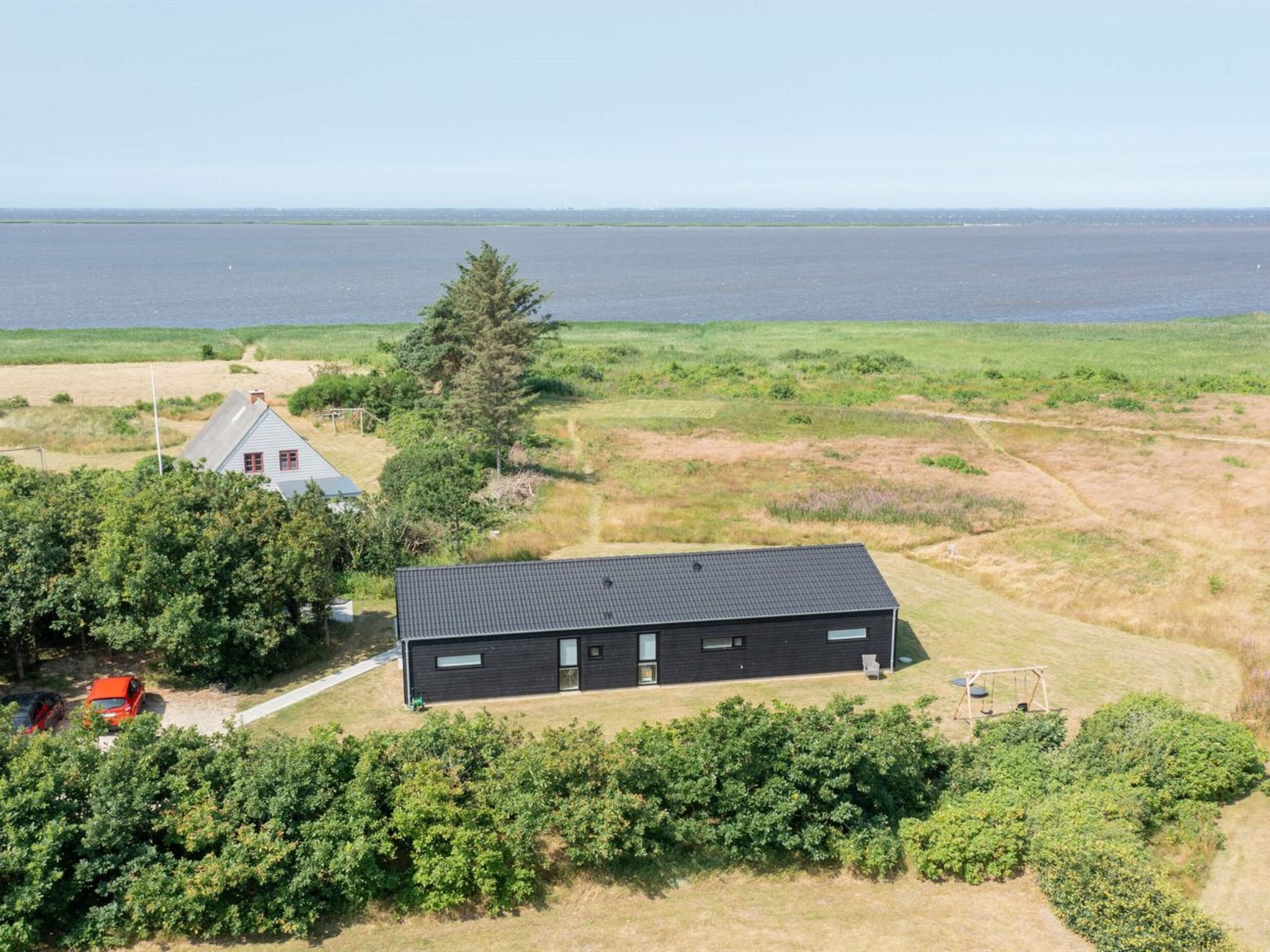 "Tindra" - 30m to the fjord - Buiten