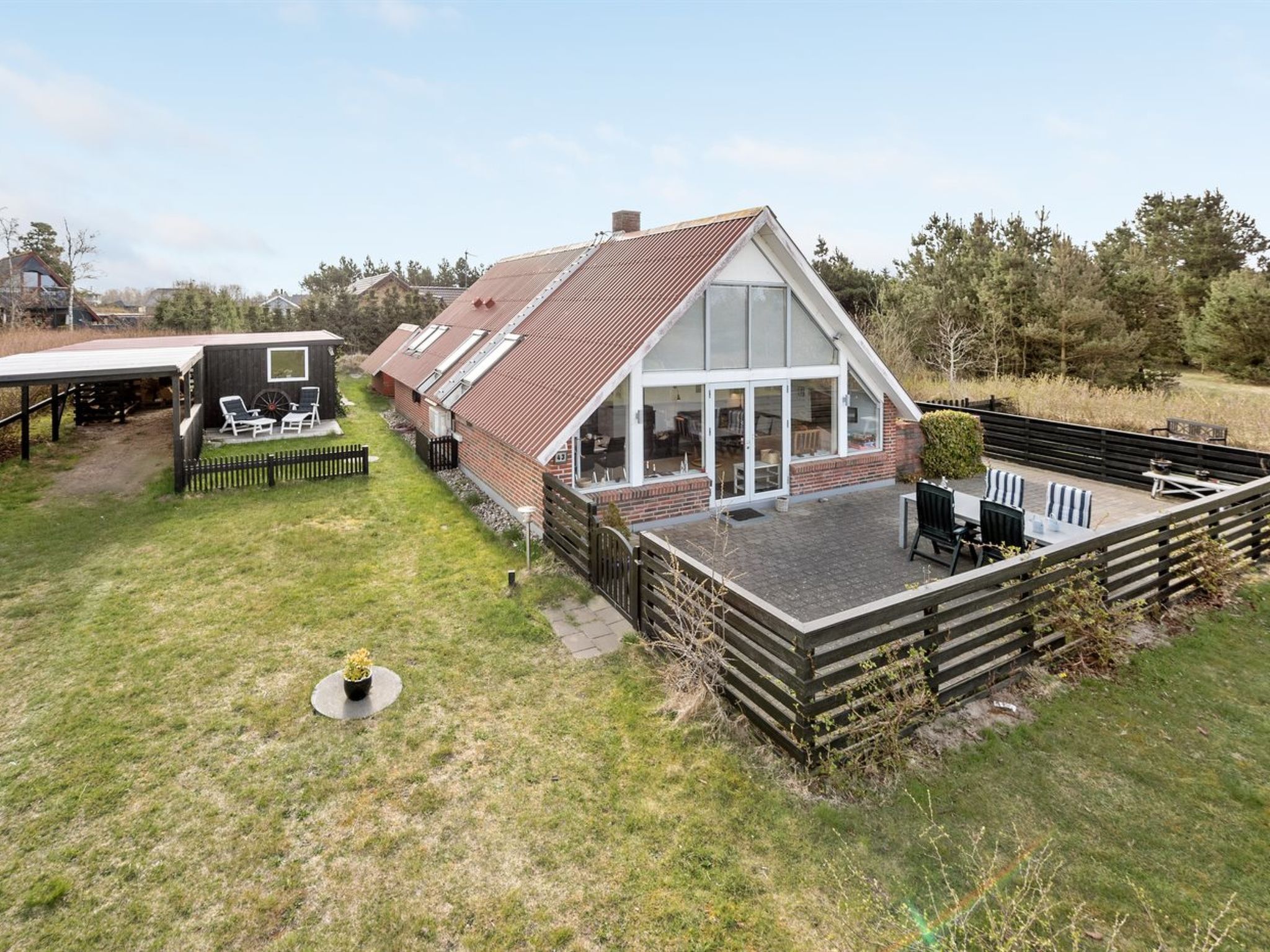 "Gizella" - 850m to the fjord - Buiten