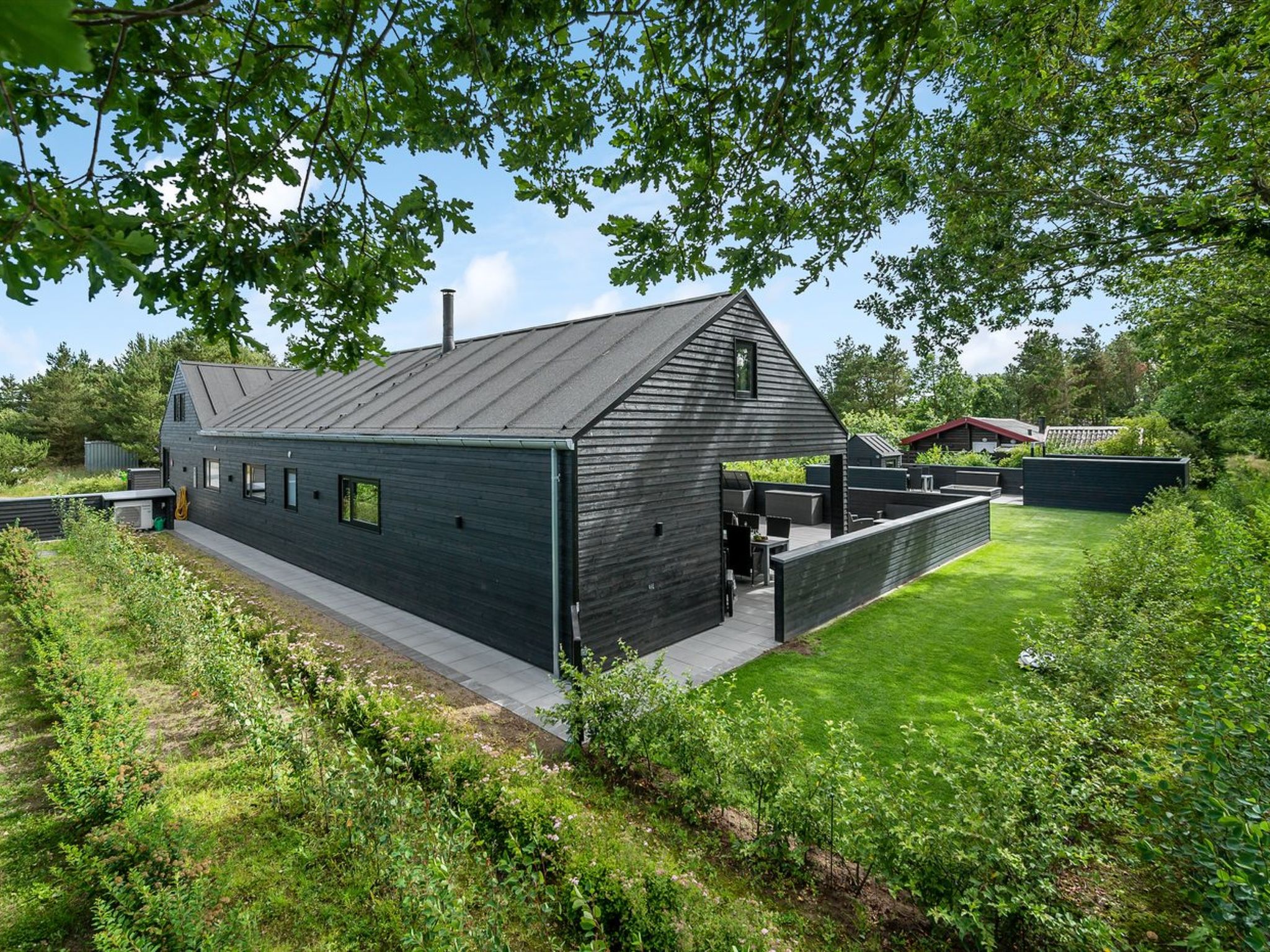 "Henrikke" - 500m to the fjord - Buiten