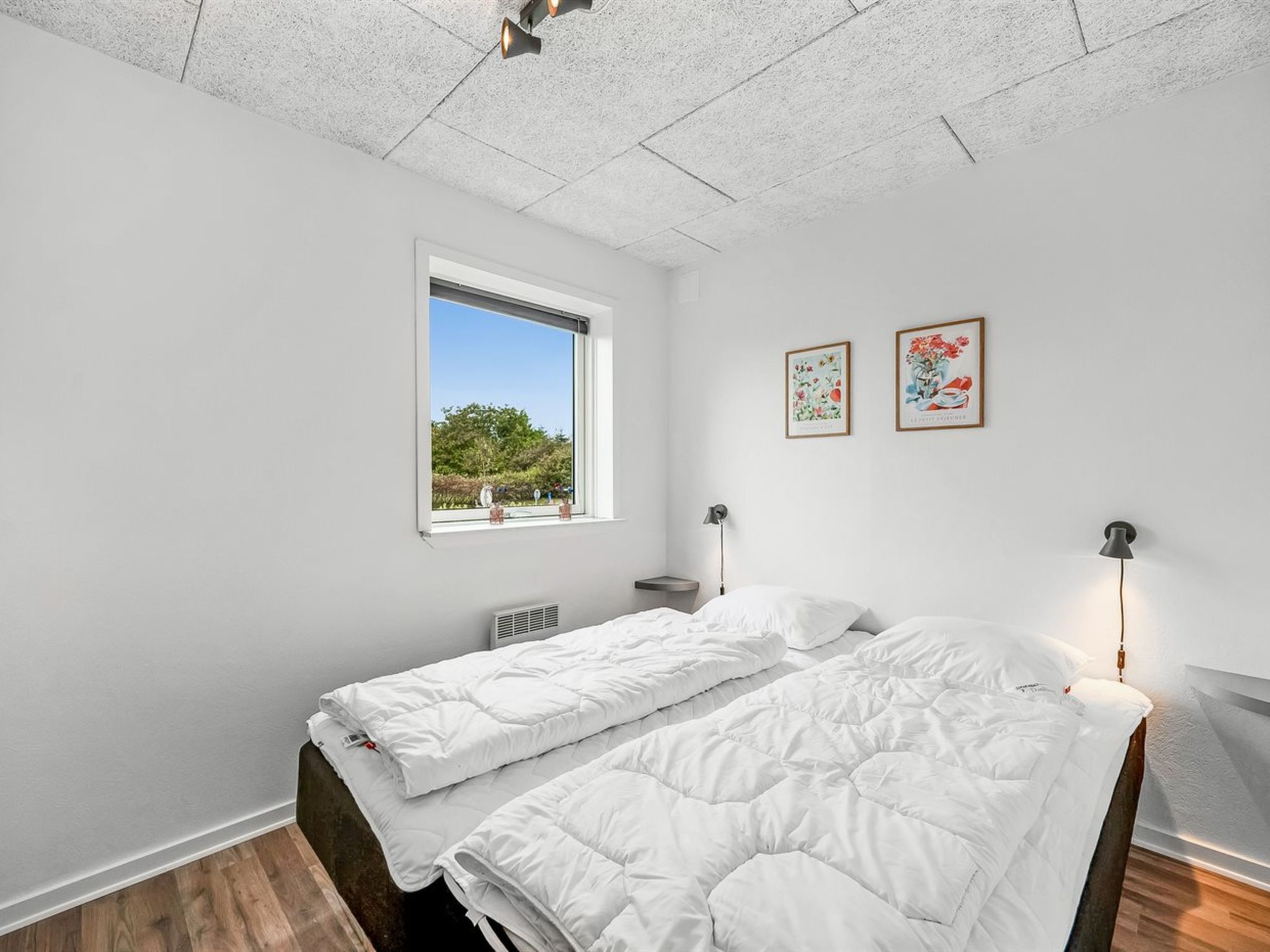 "Amine" - 300m to the fjord-Binnen