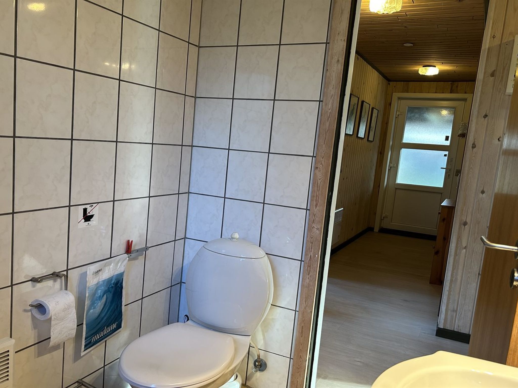 "Åsemarie" - 500m to the fjord-Dedans