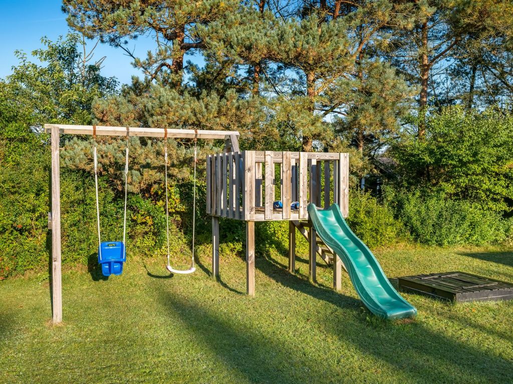 'Sjarlotte' - 400m to the fjord