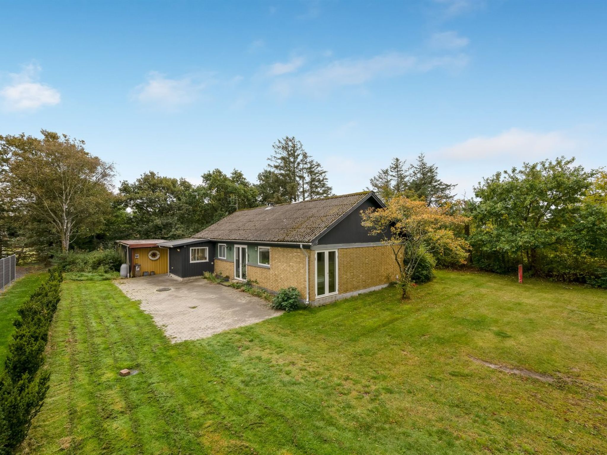 "Naia" - 300m to the fjord