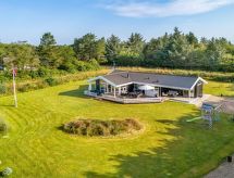 Ruime vakantiewoning met whirlpool en sauna op 1,5 km van de zee bij Ringkøbing - thumbnail 1
