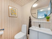 Ruime vakantiewoning met whirlpool en sauna op 1,5 km van de zee bij Ringkøbing - thumbnail 2