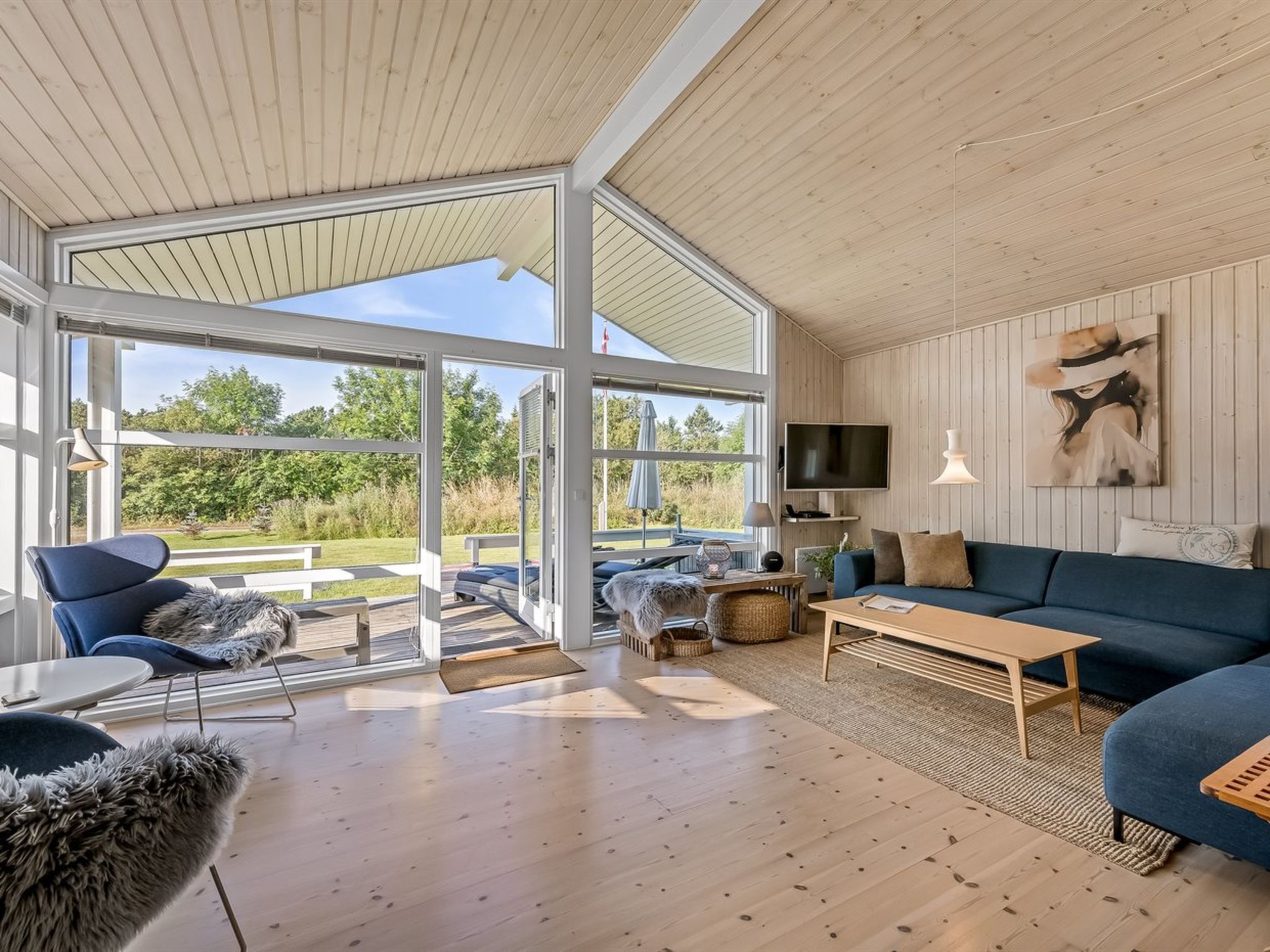 "Sviðandi" - 1.5km from the sea-Binnen
