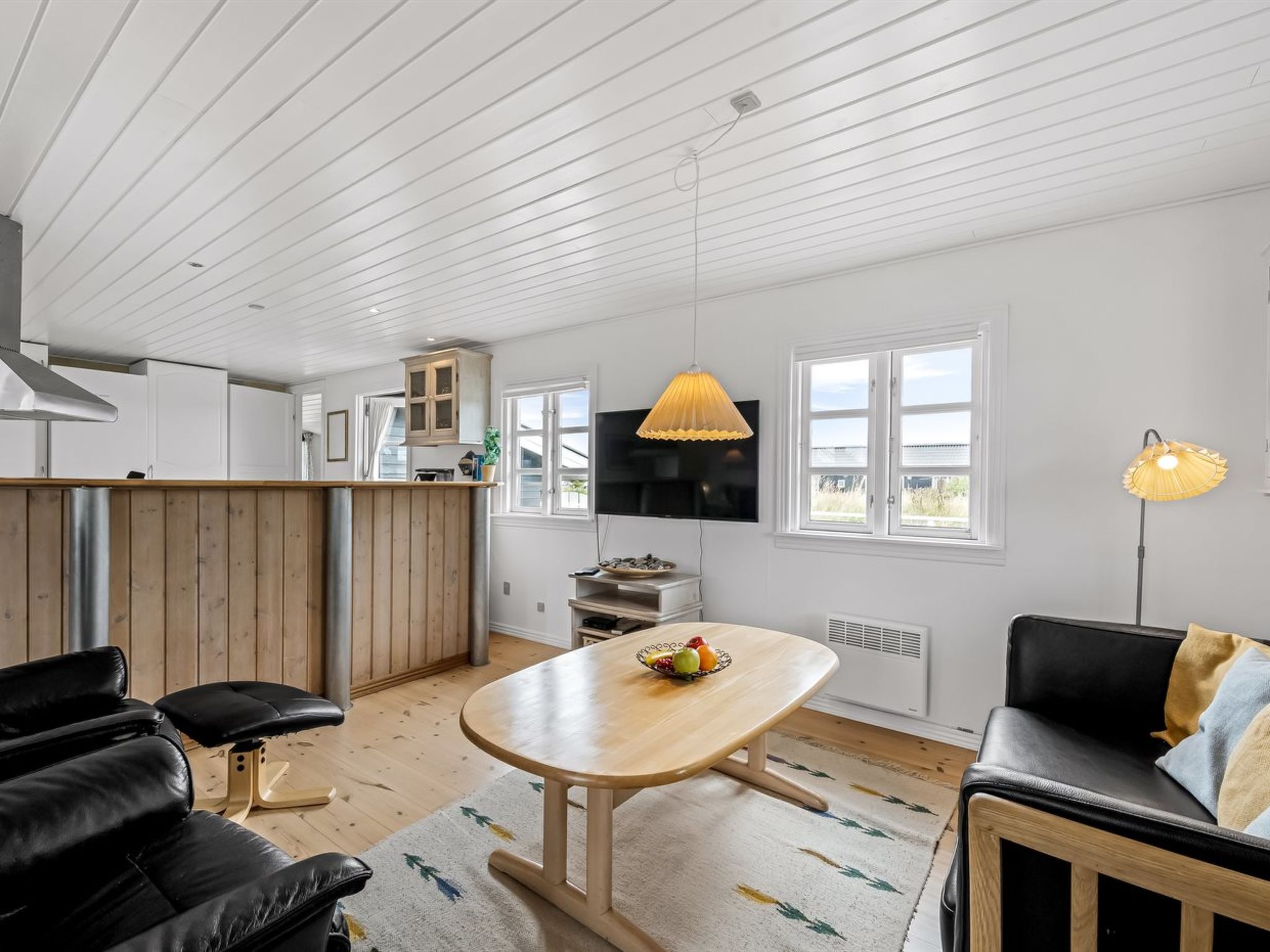 "Dortea" - 600m from the sea - Binnen